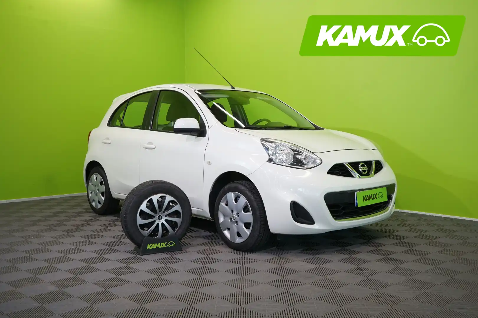 car-image