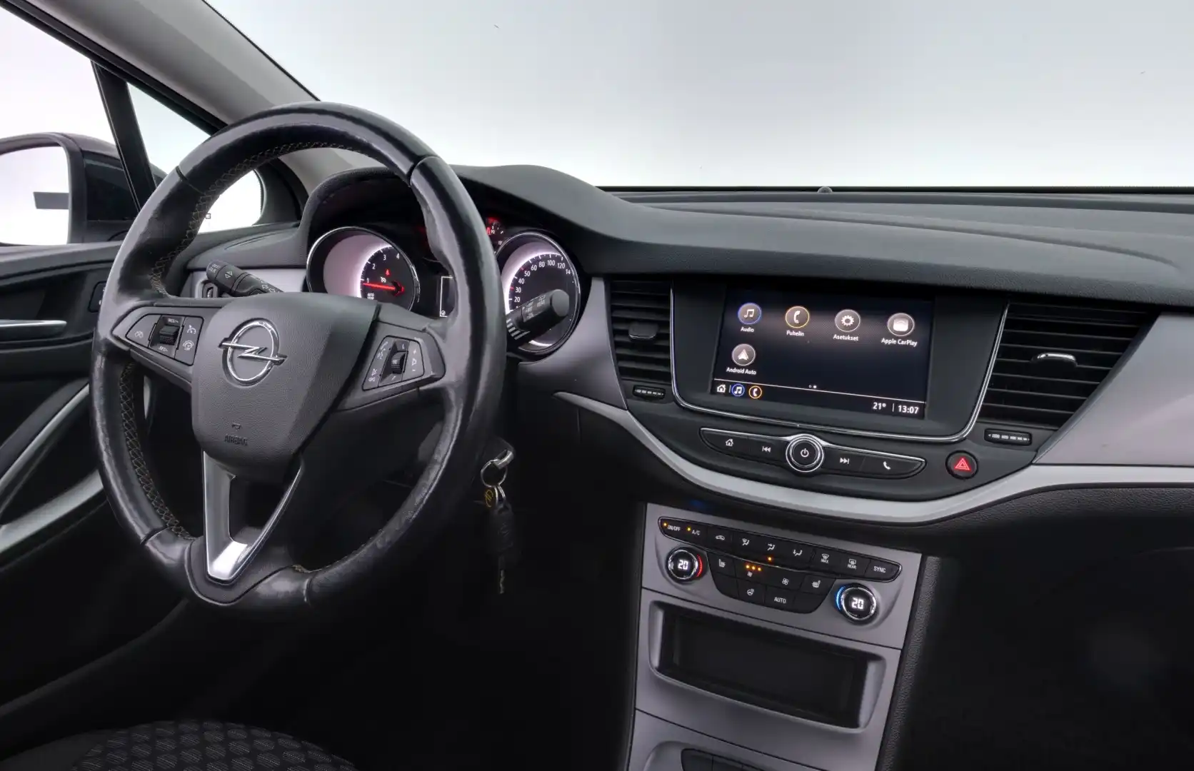 car-image