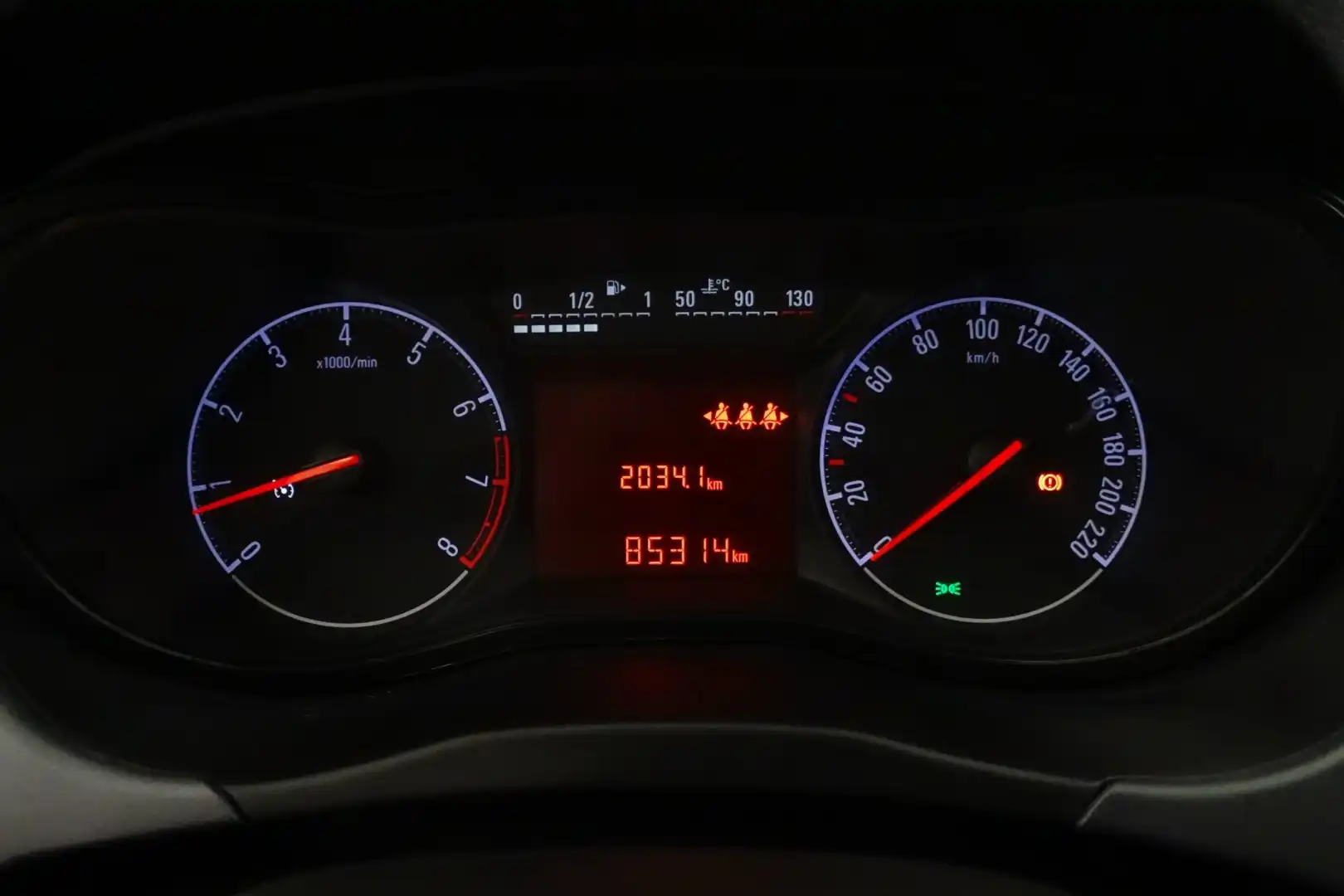 car-image