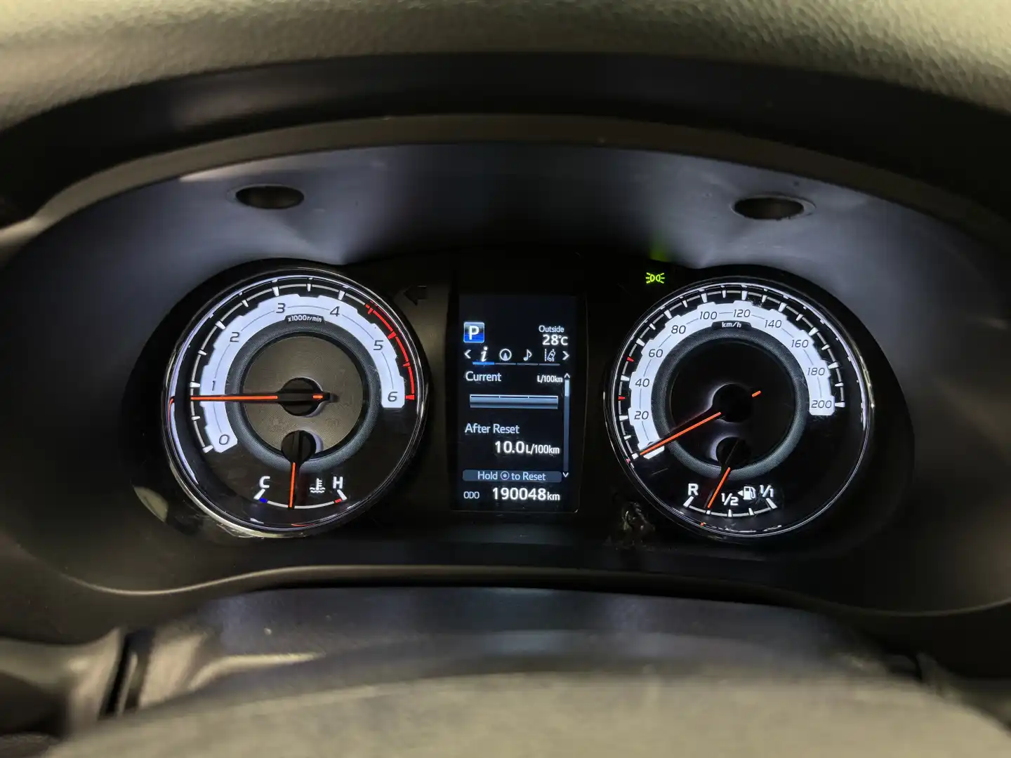 car-image
