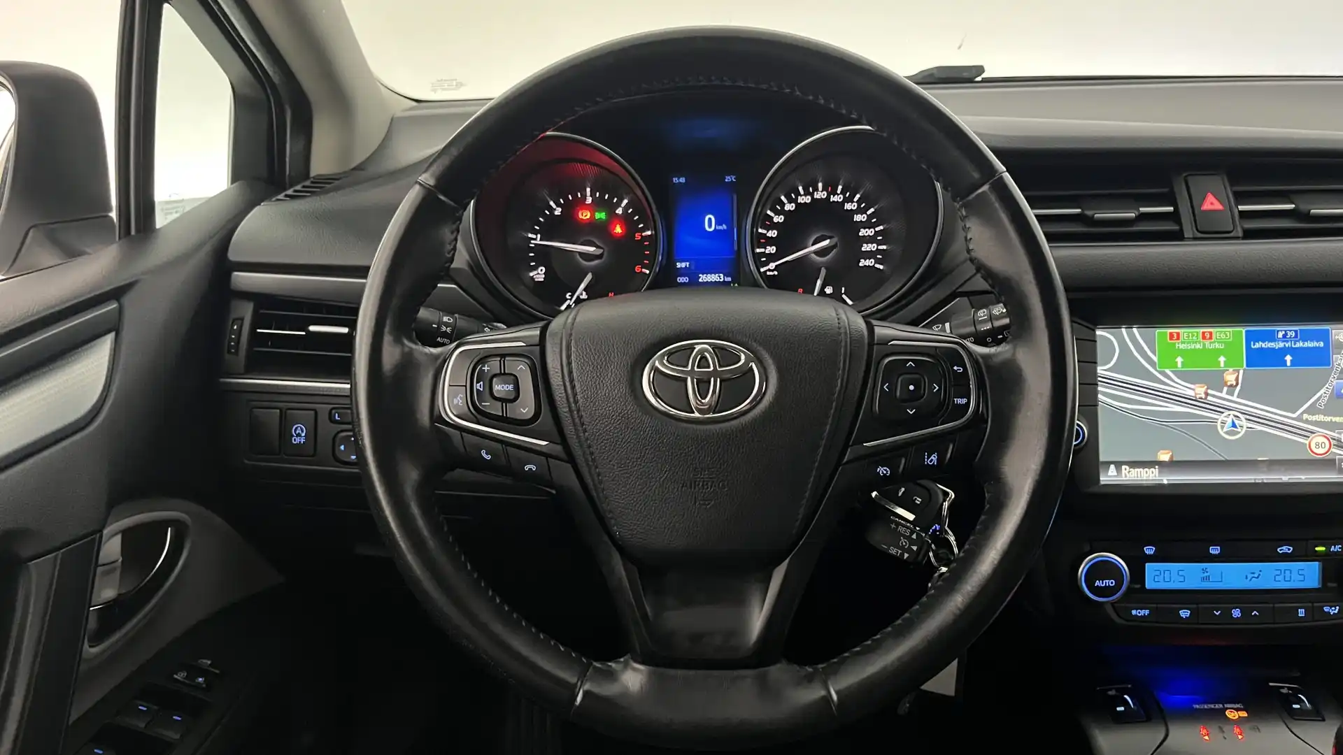 car-image