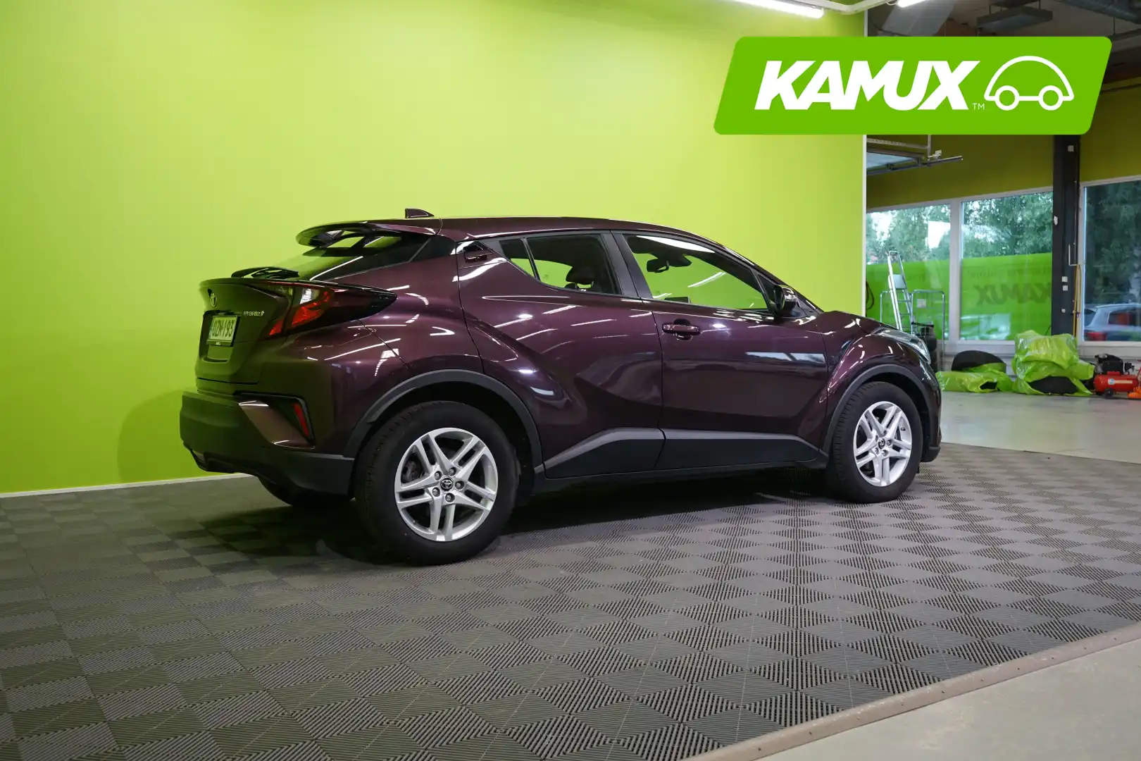 car-image
