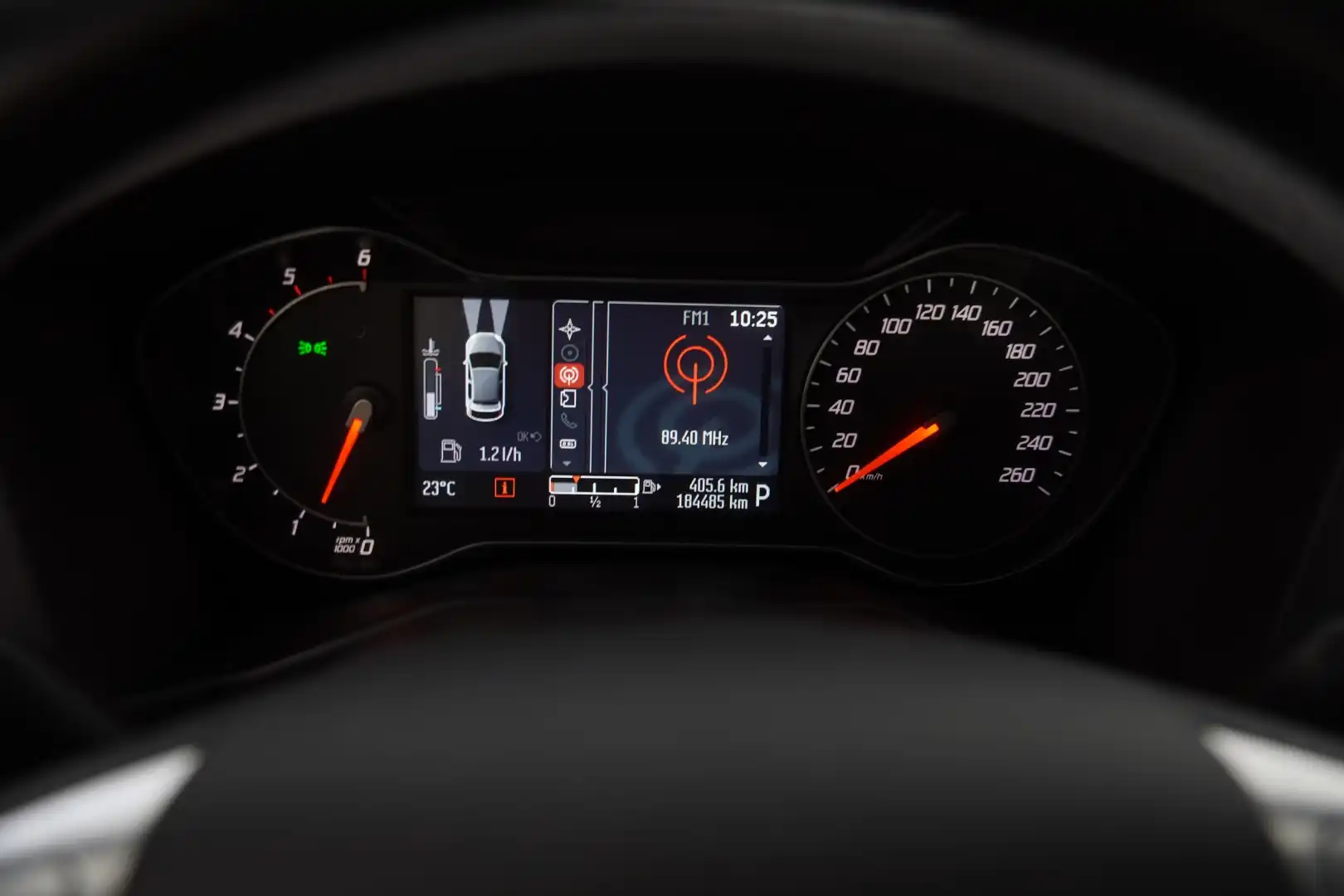 car-image