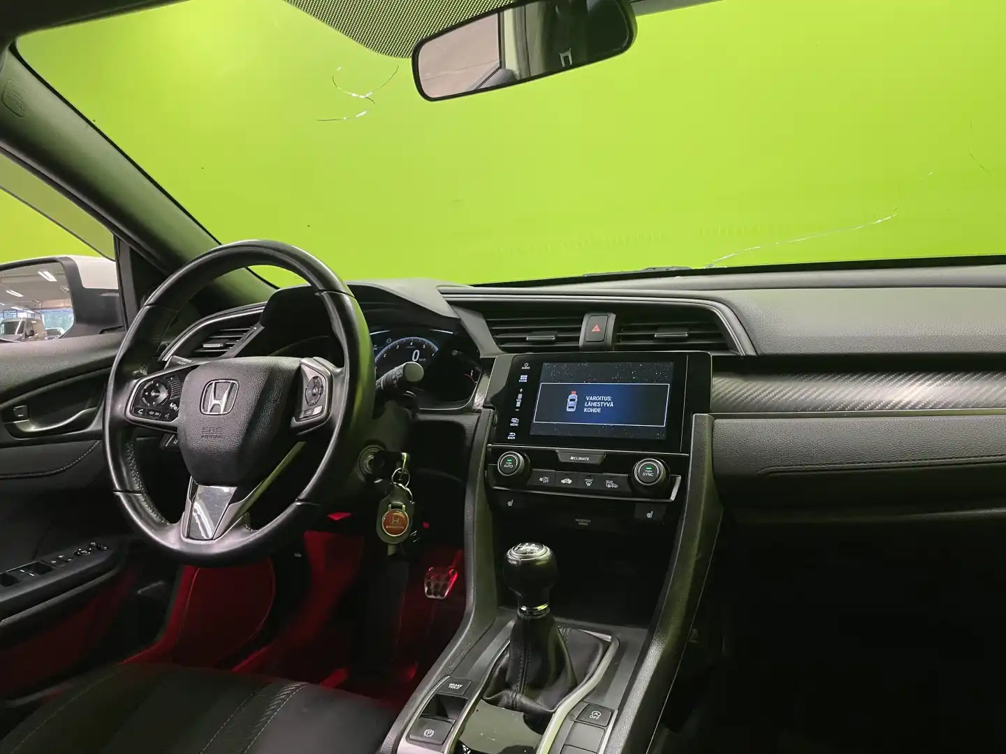 car-image