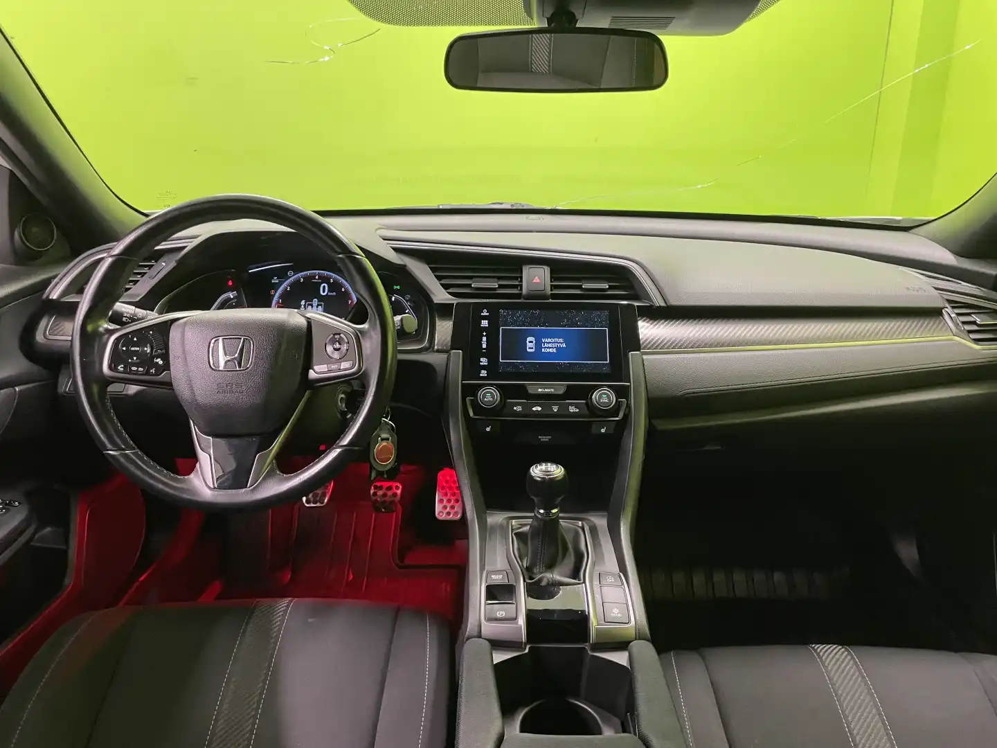car-image