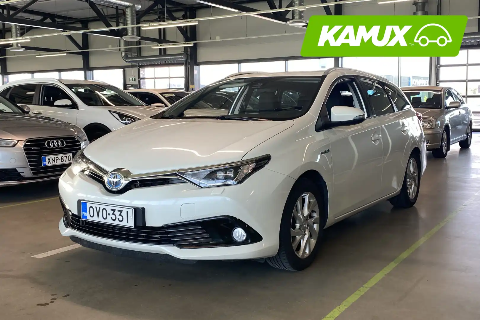 car-image