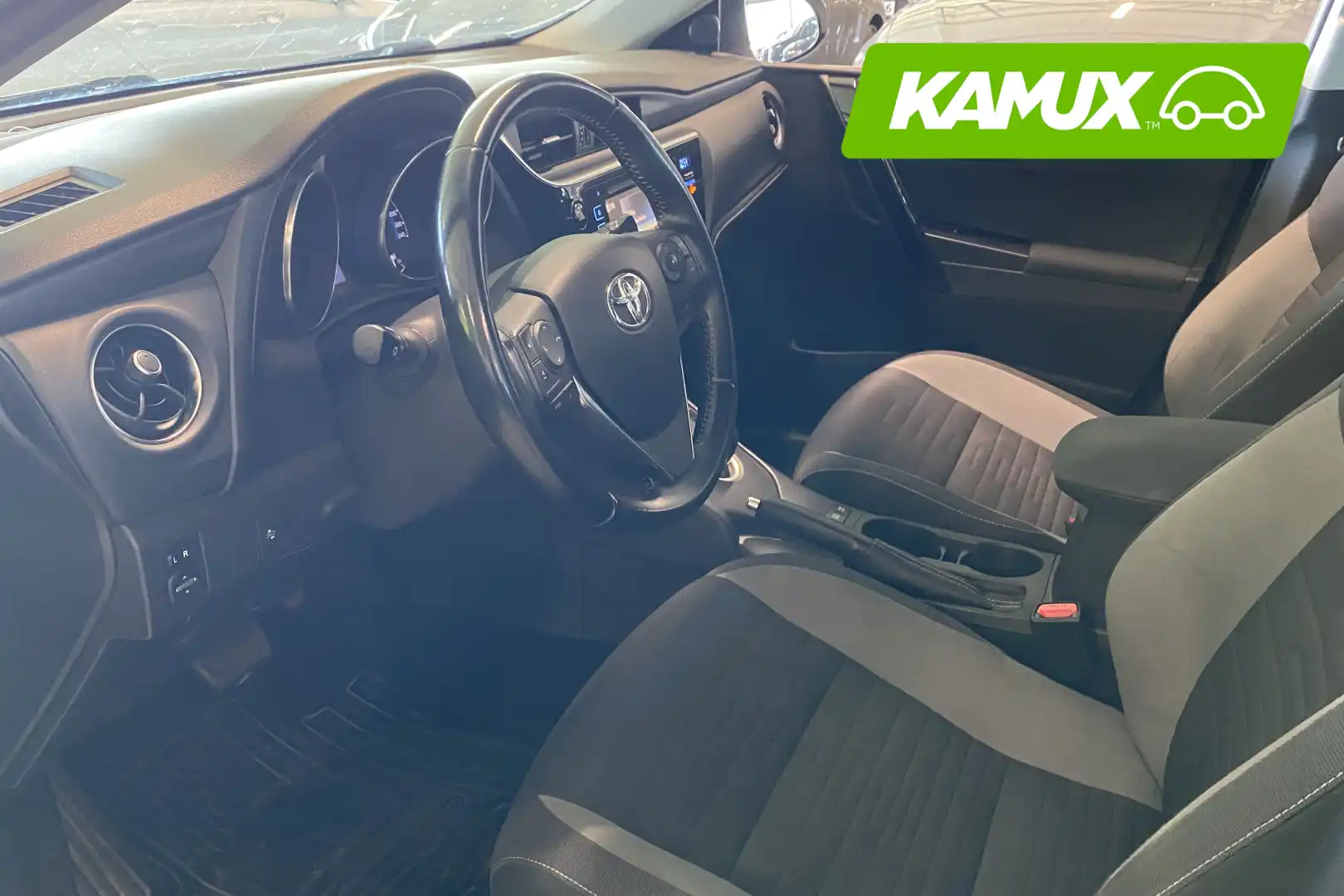 car-image