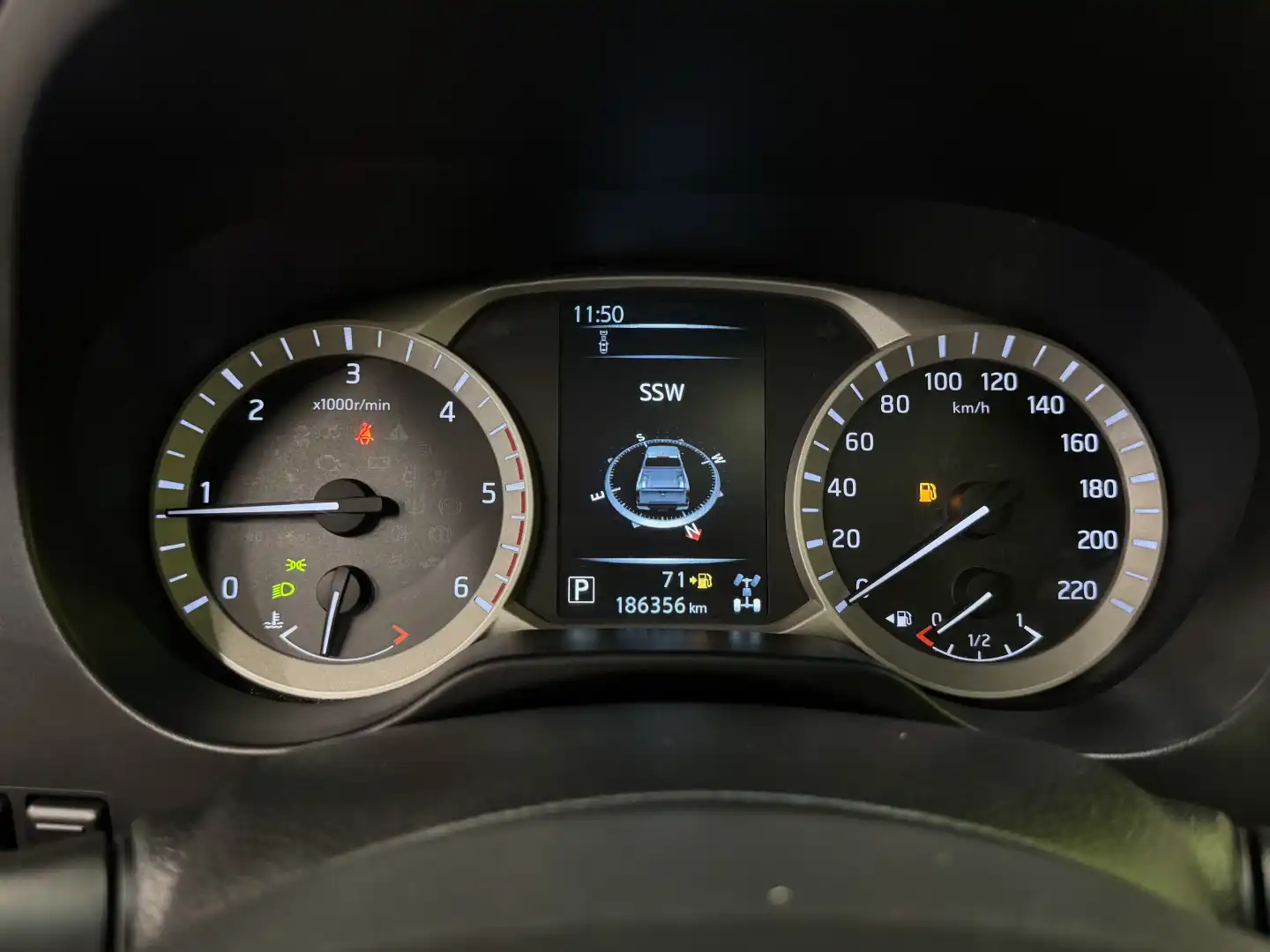 car-image