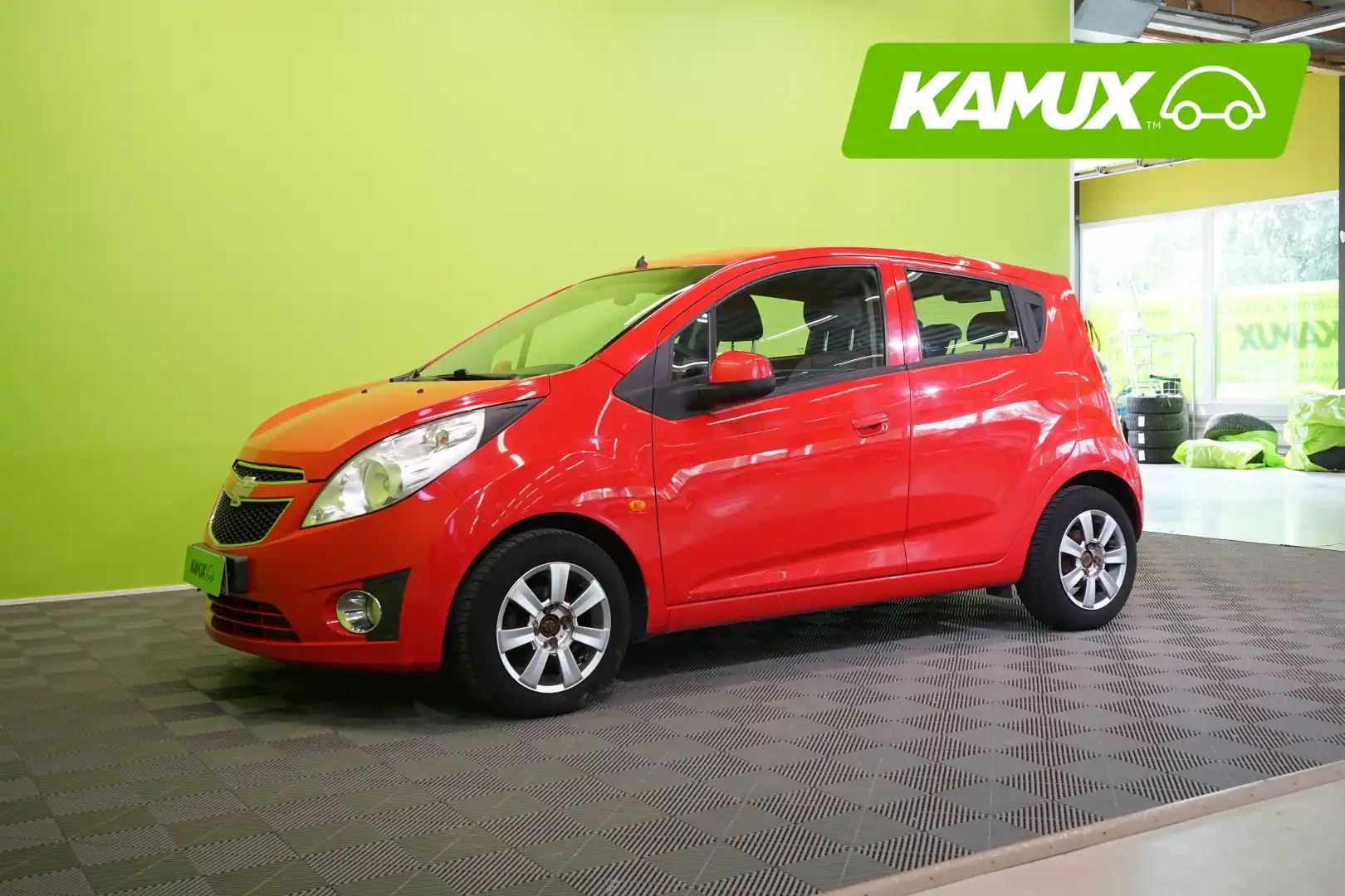 car-image
