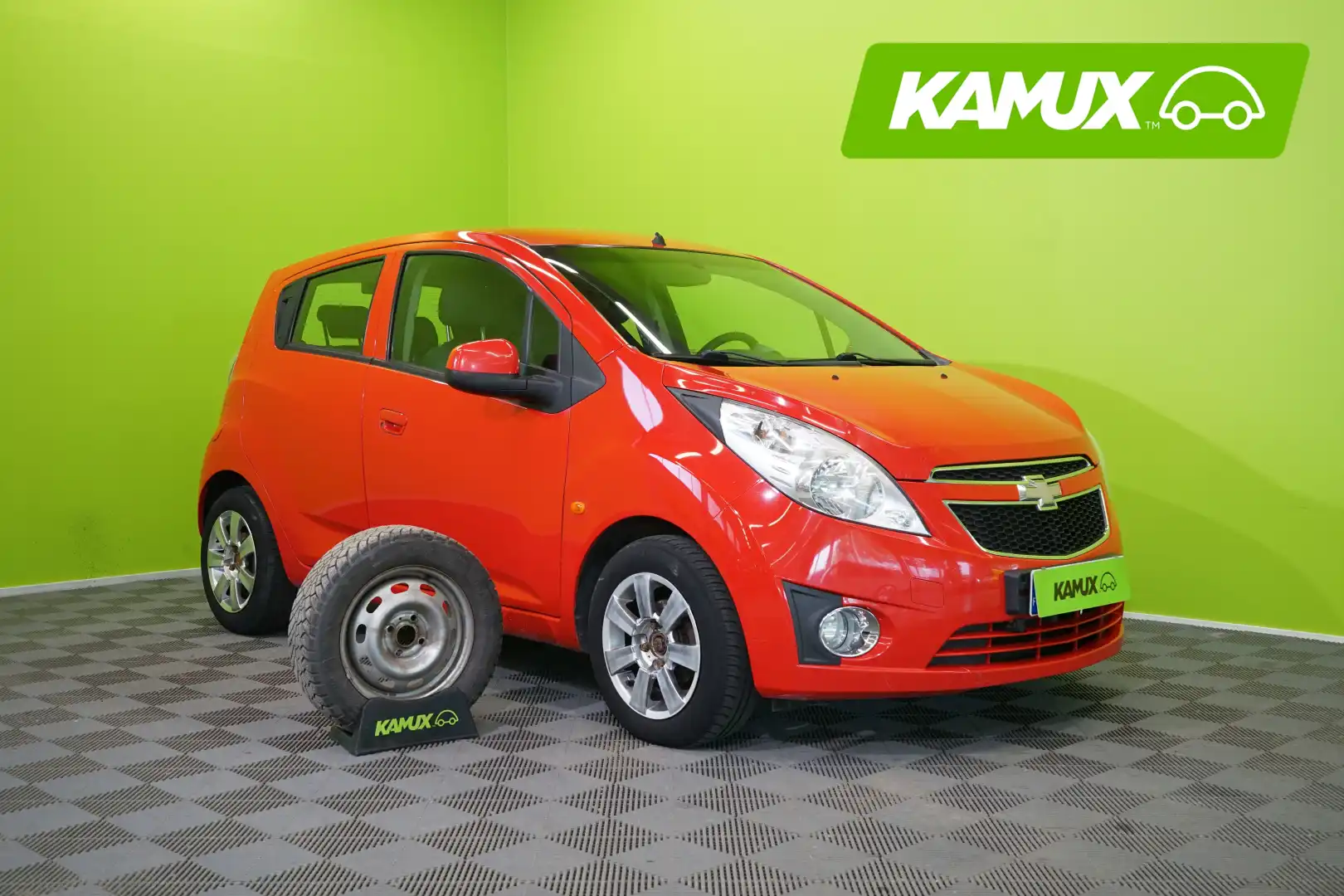 car-image