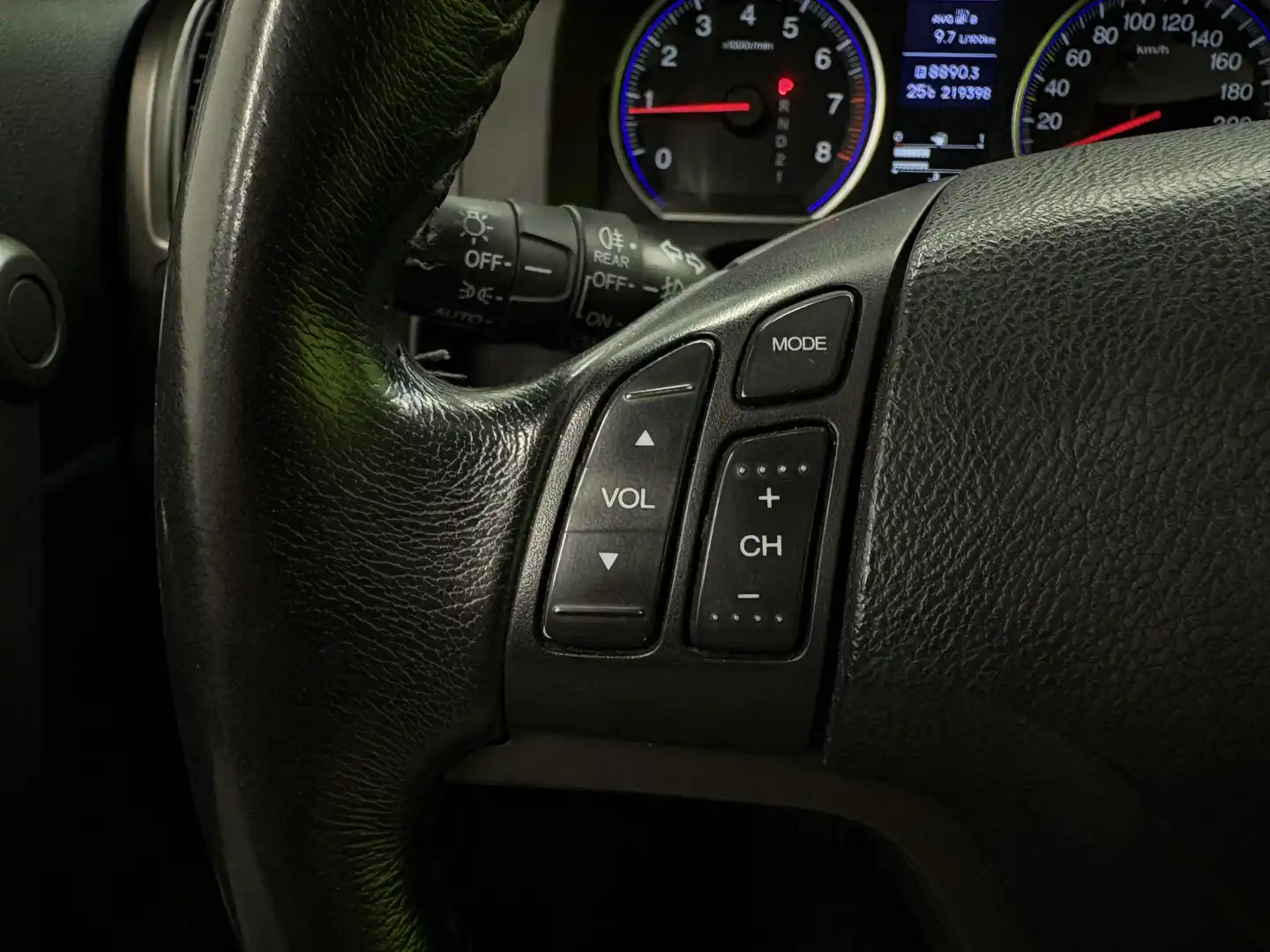 car-image