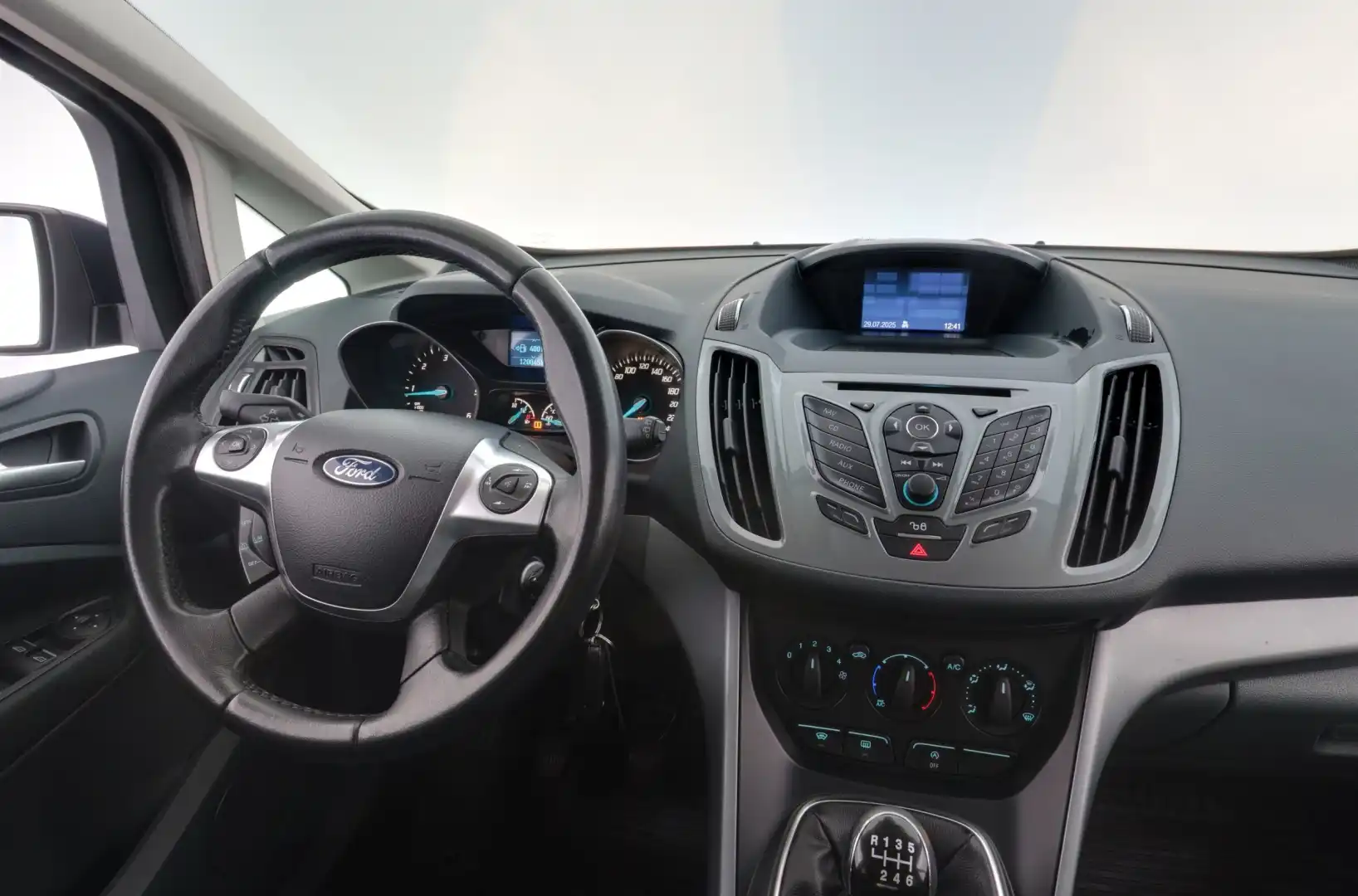 car-image