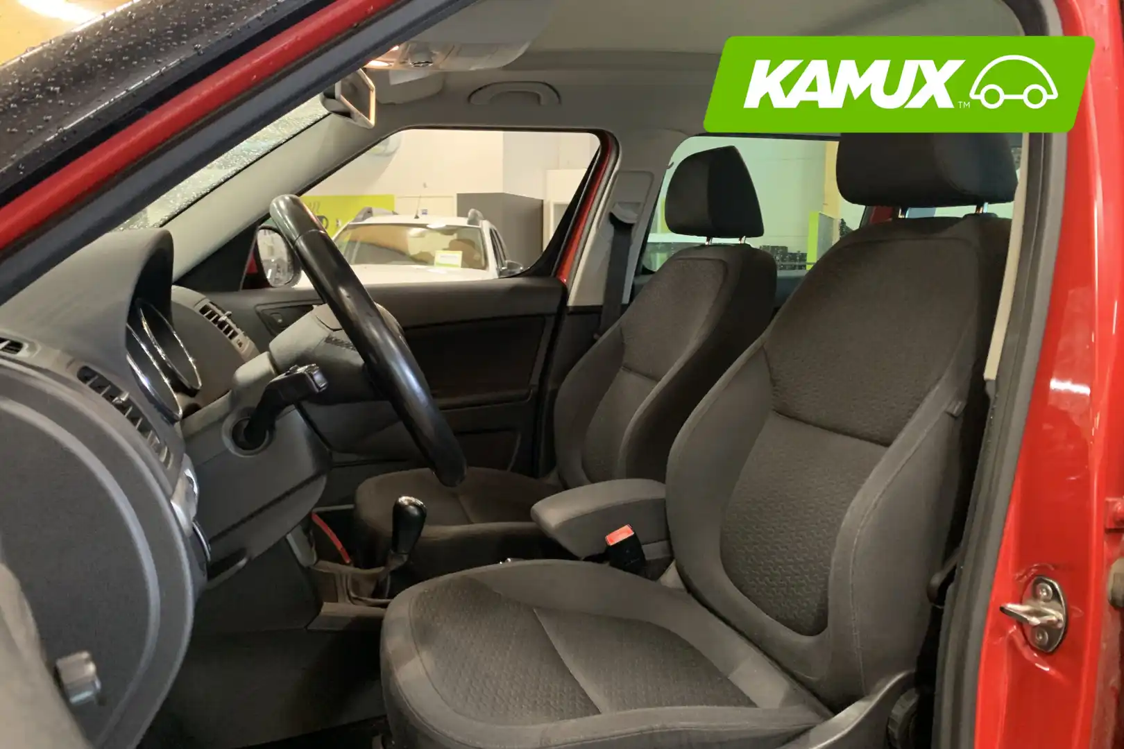 car-image