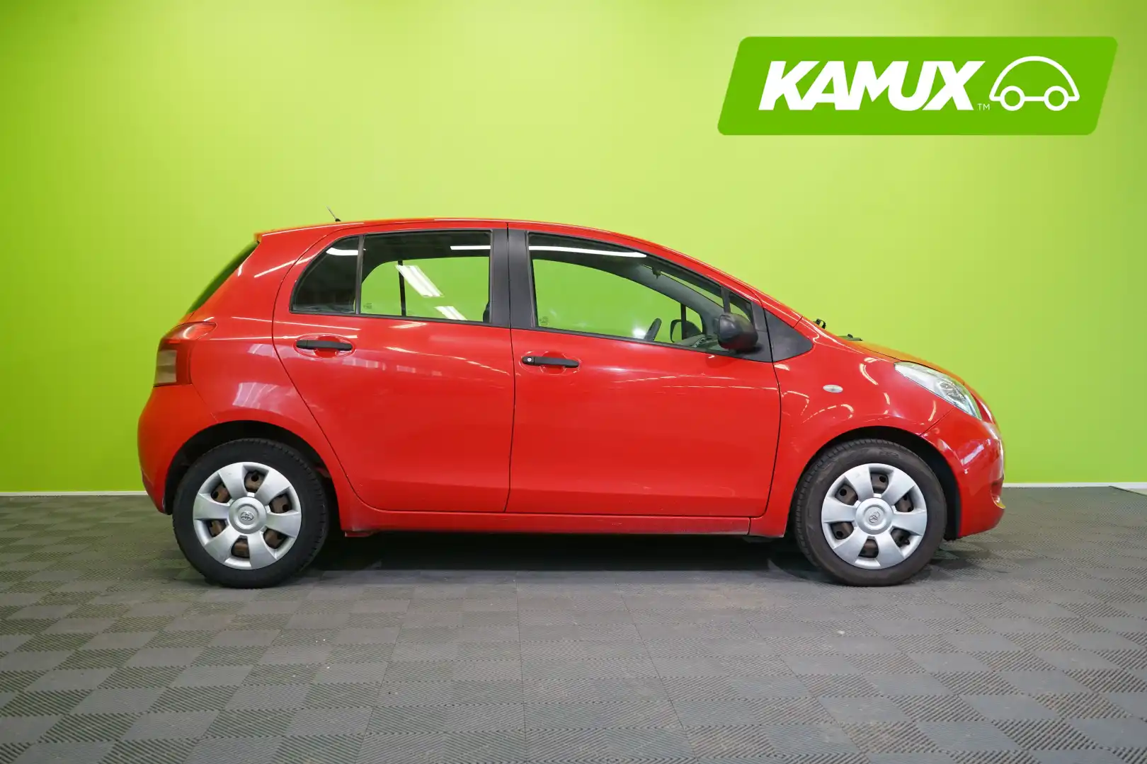 car-image