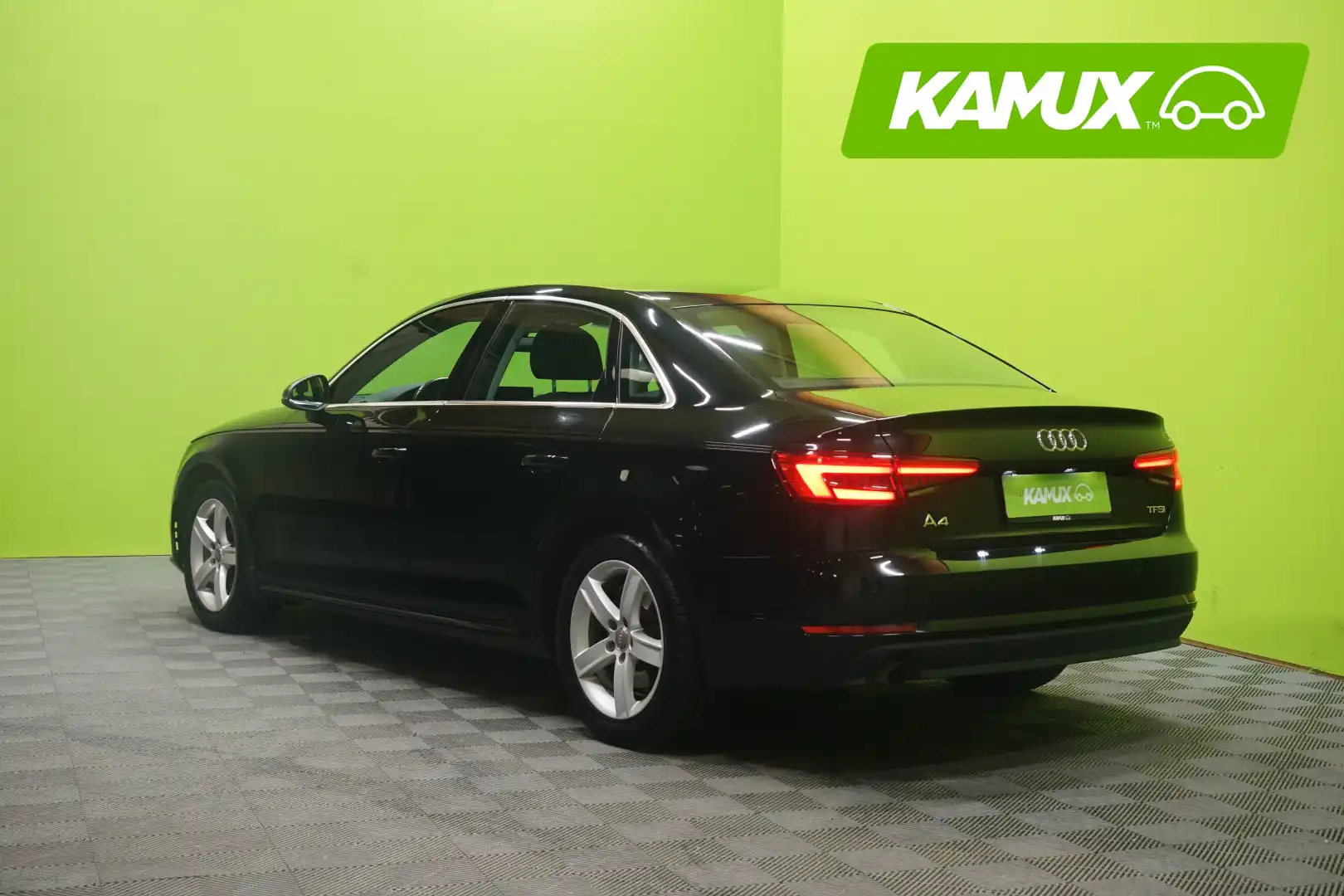 car-image