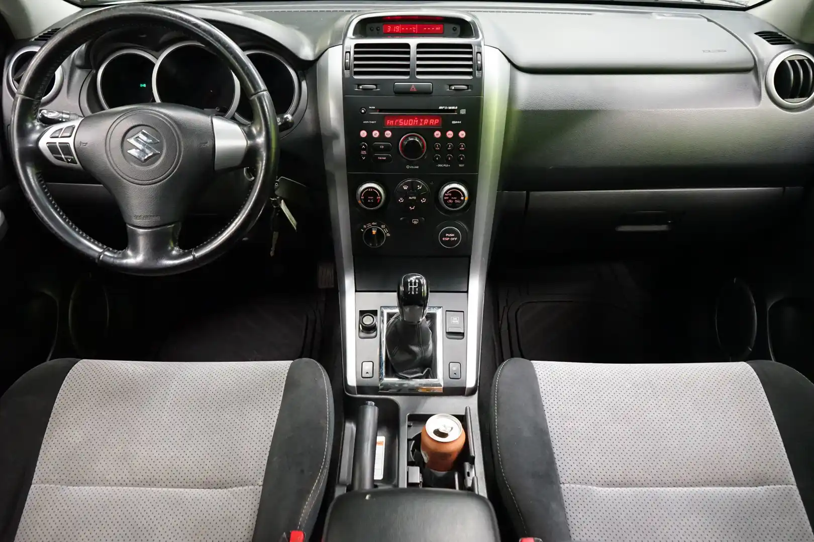 car-image