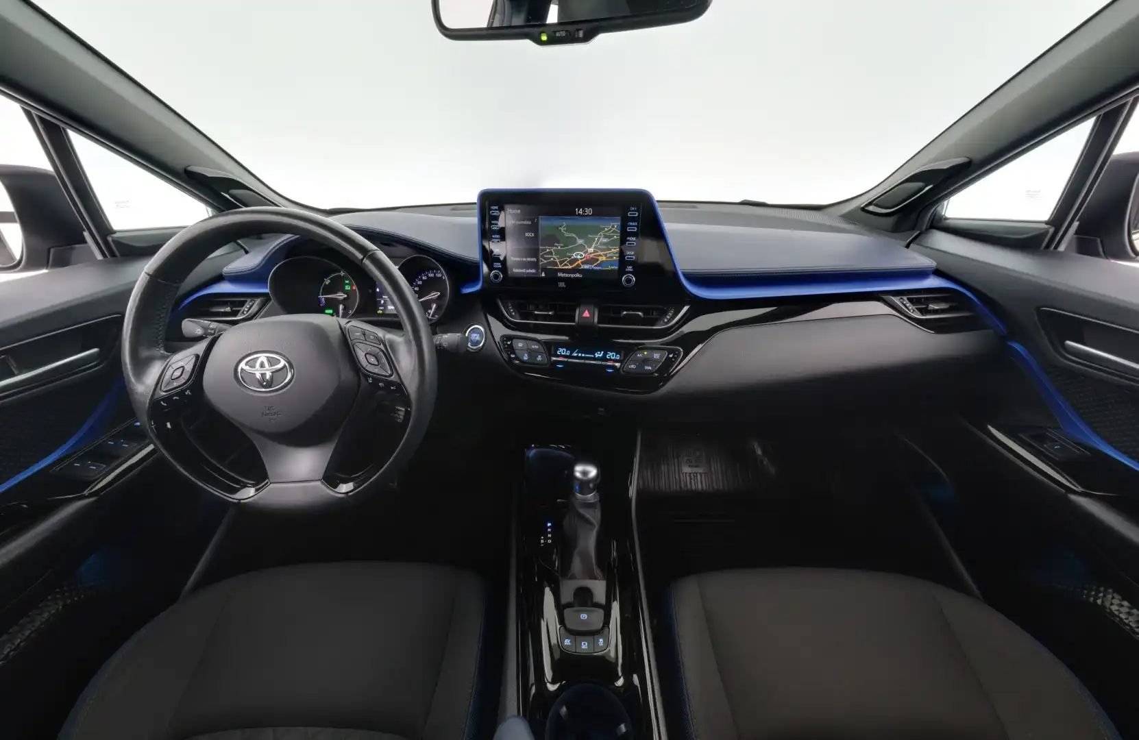 car-image