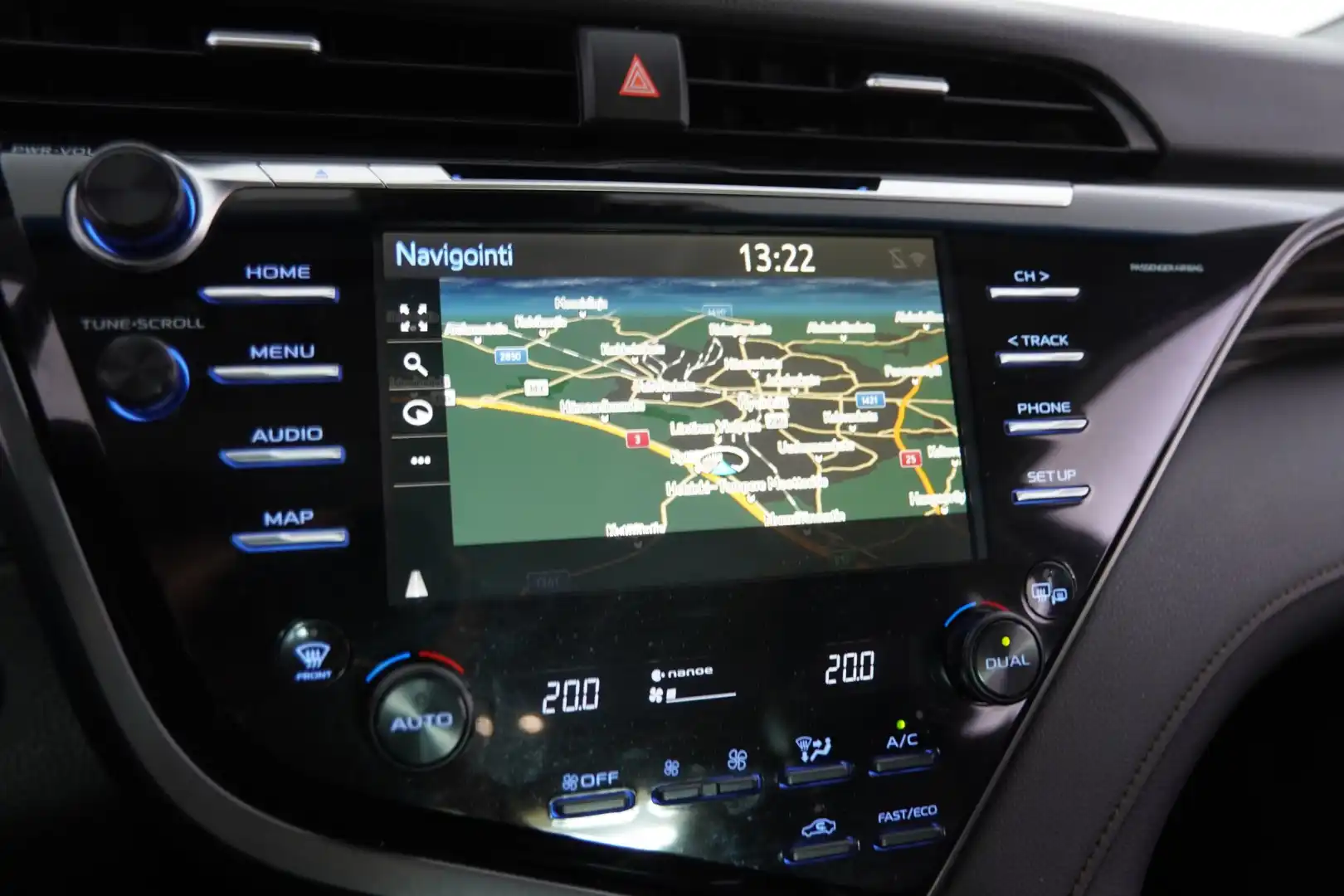 car-image
