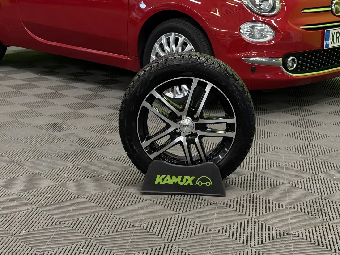 car-image