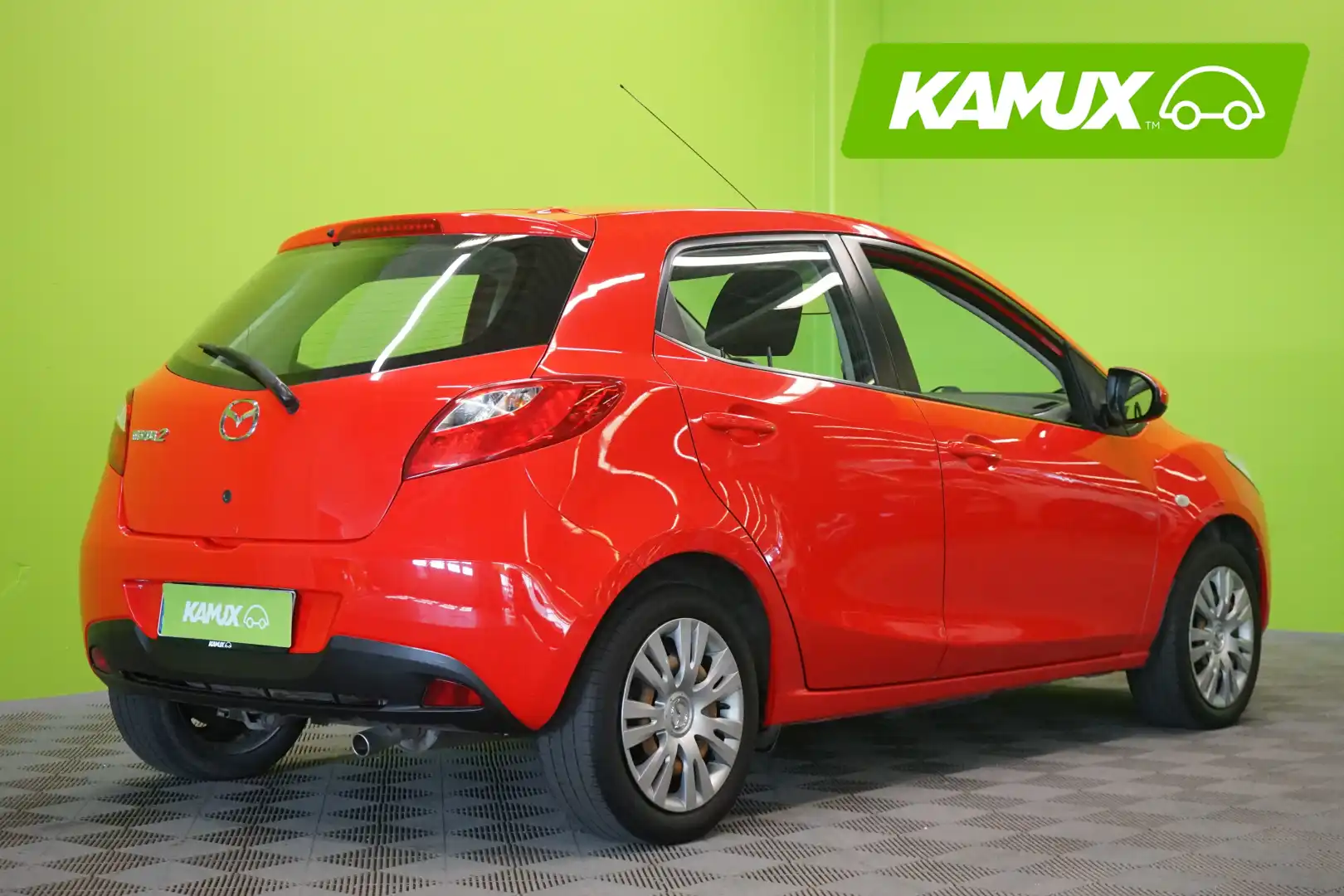car-image