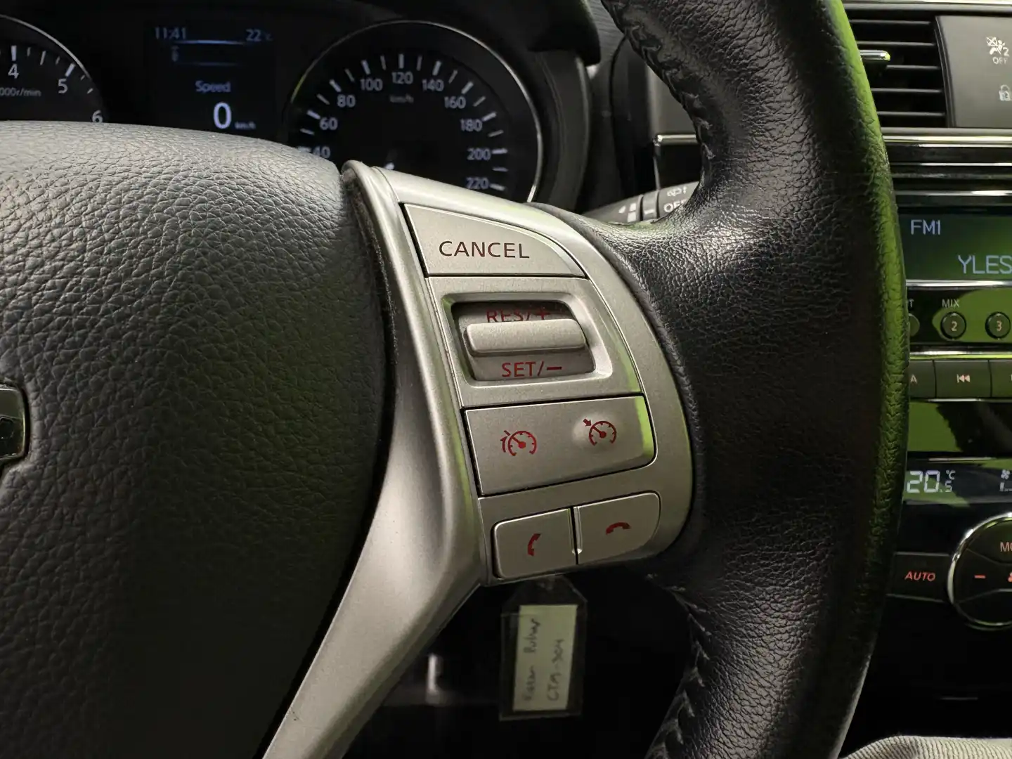 car-image