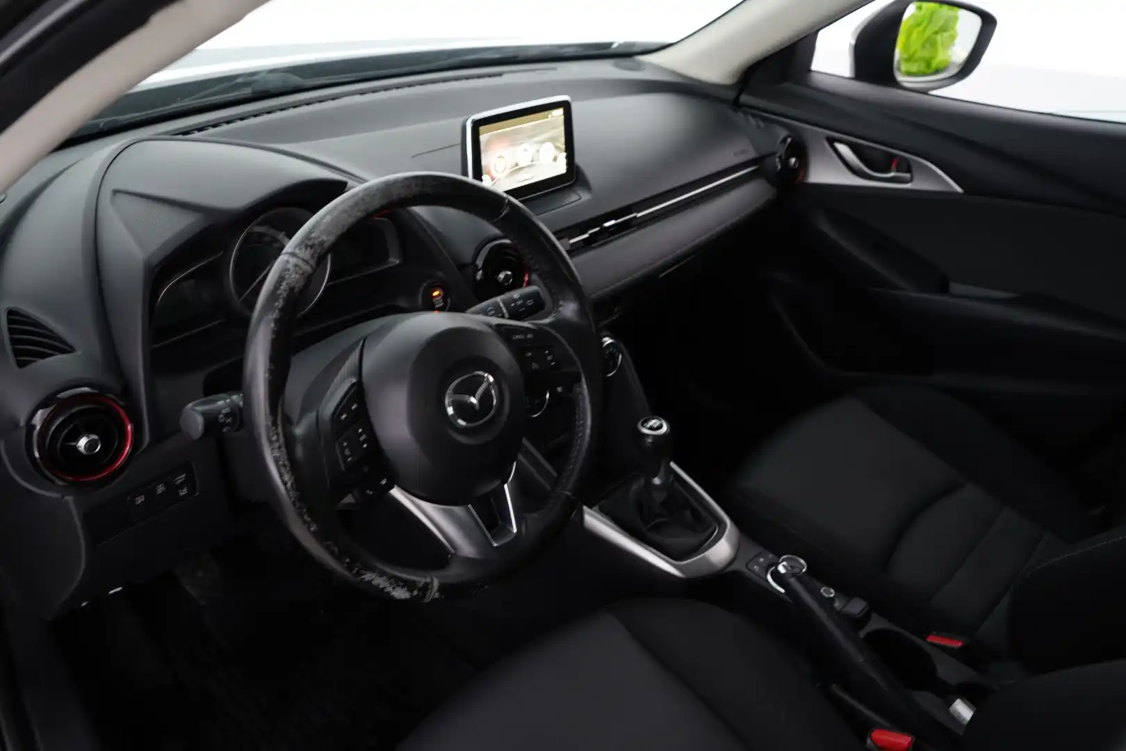 car-image