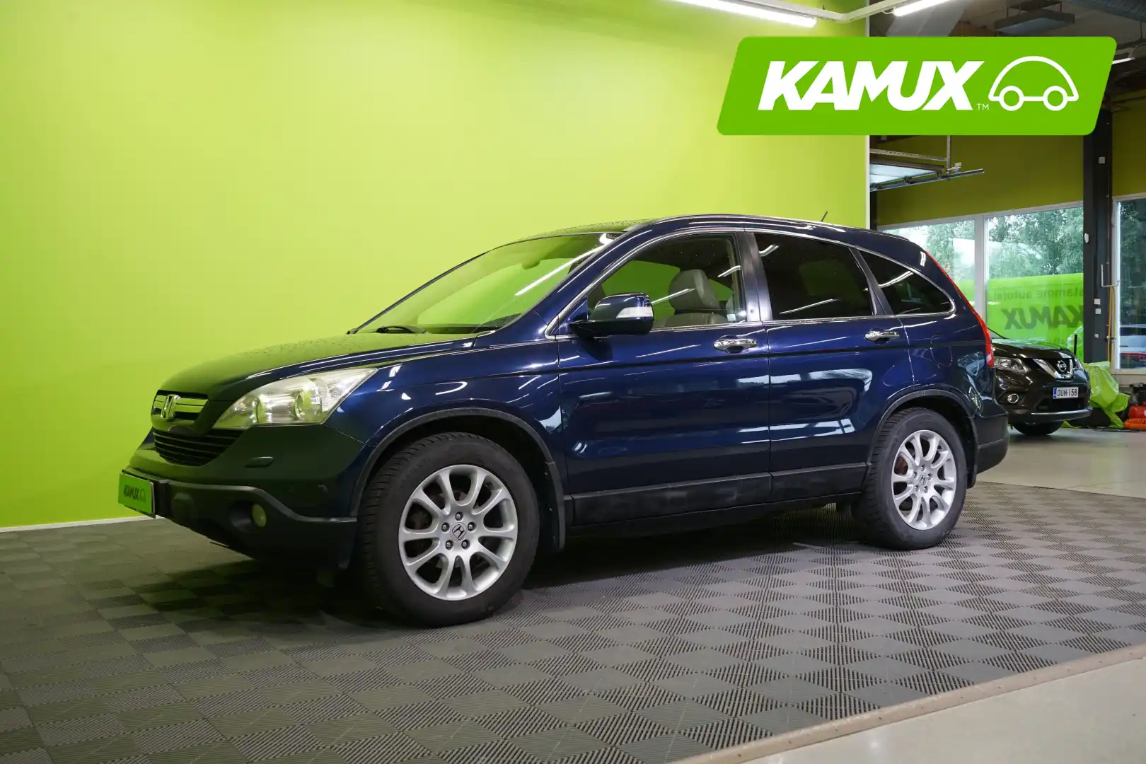 car-image