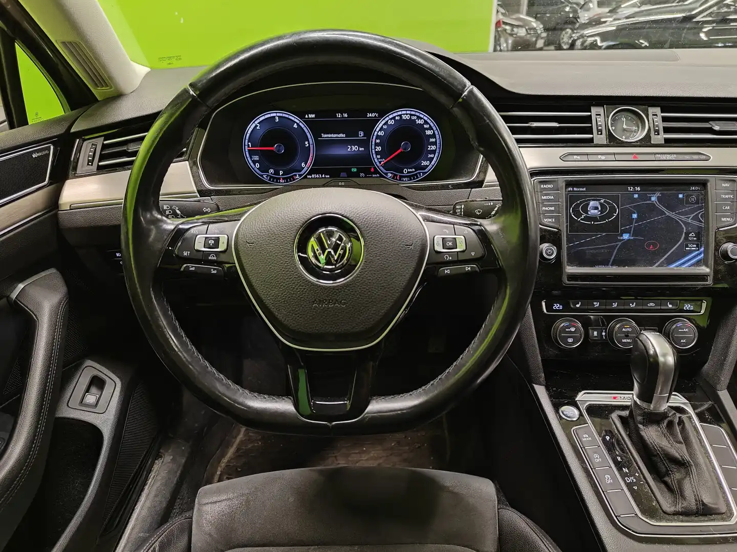 car-image