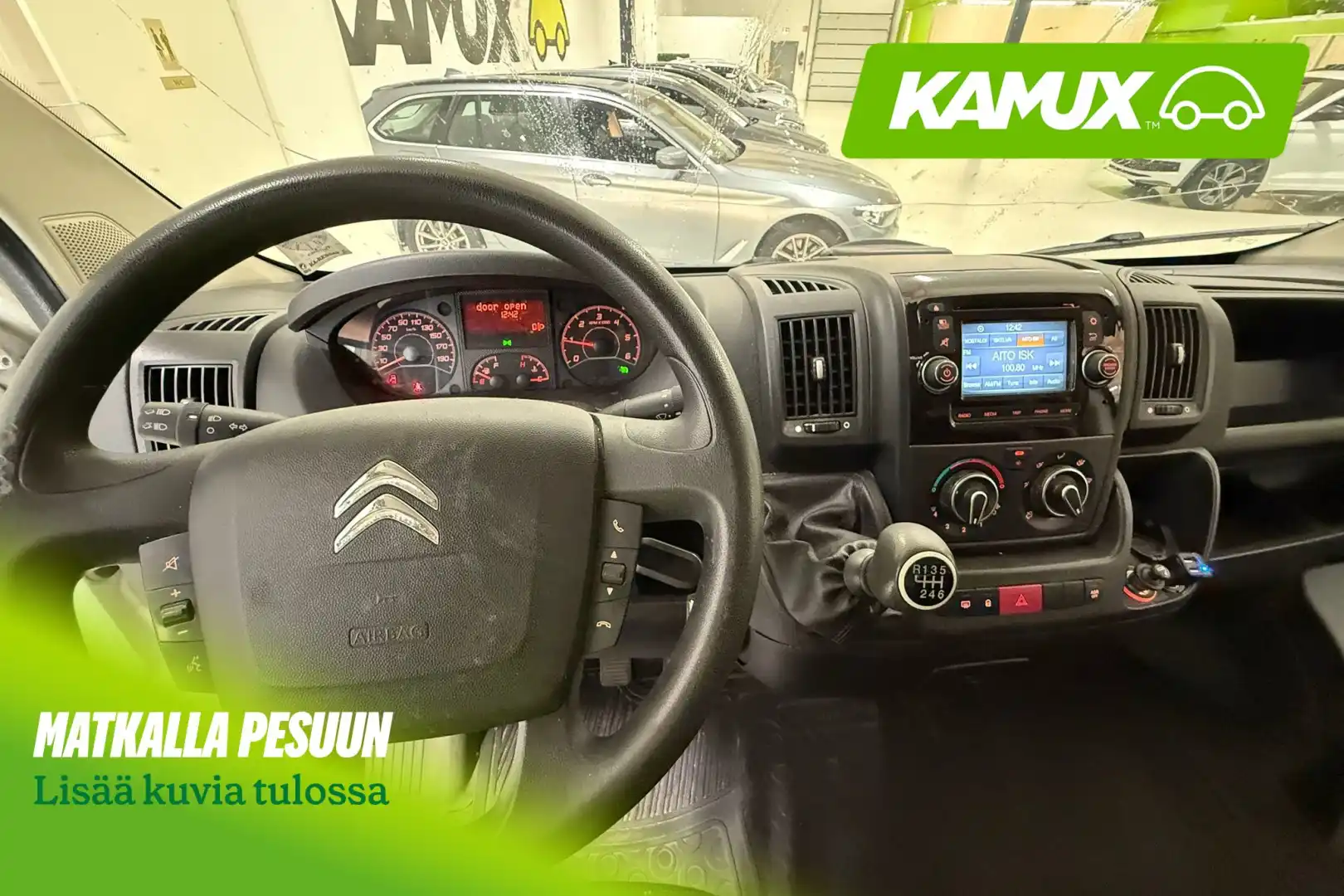 car-image