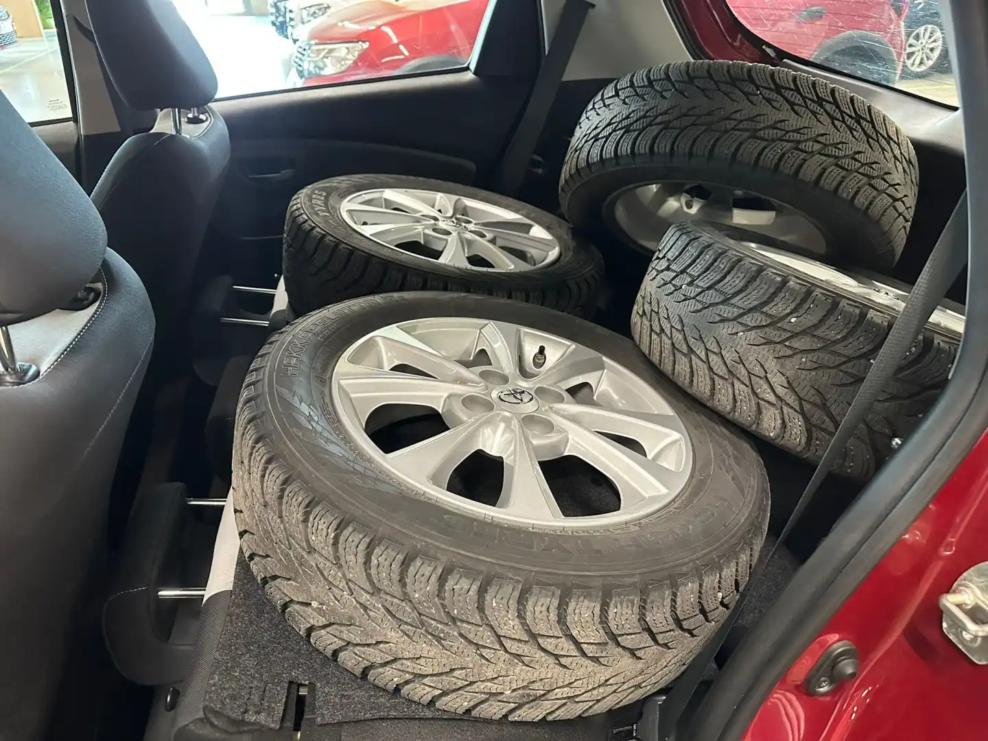 car-image