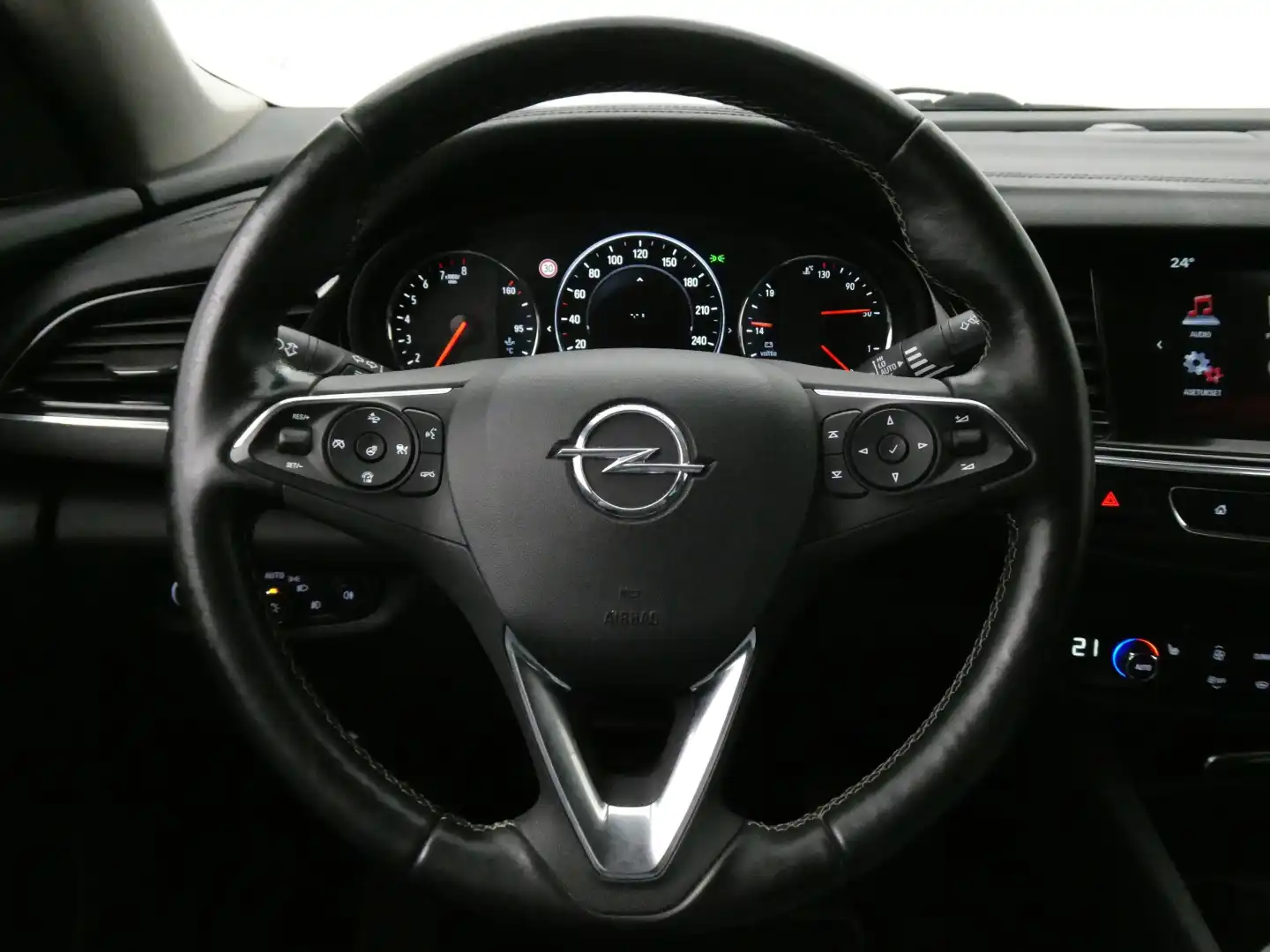 car-image