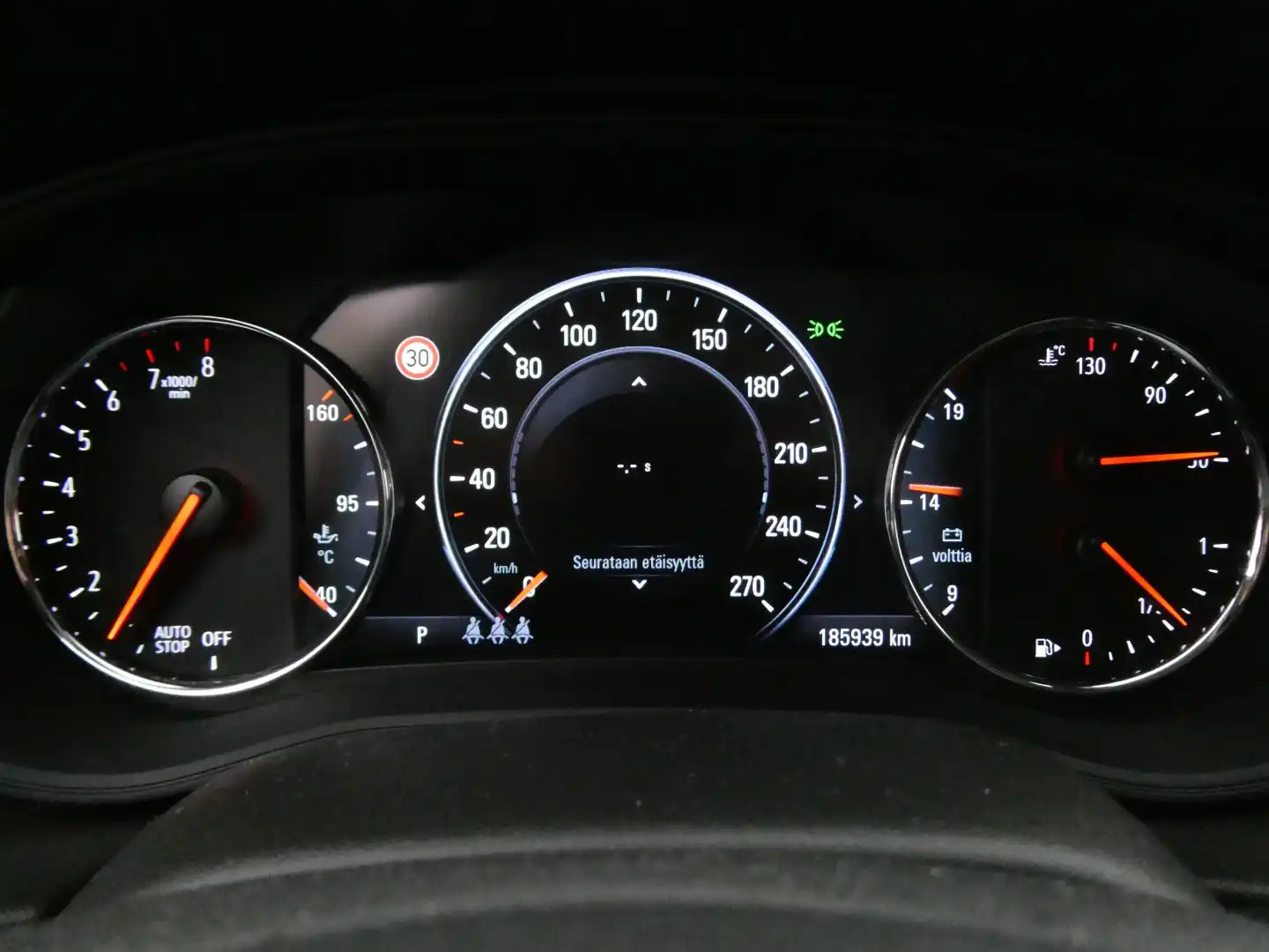 car-image