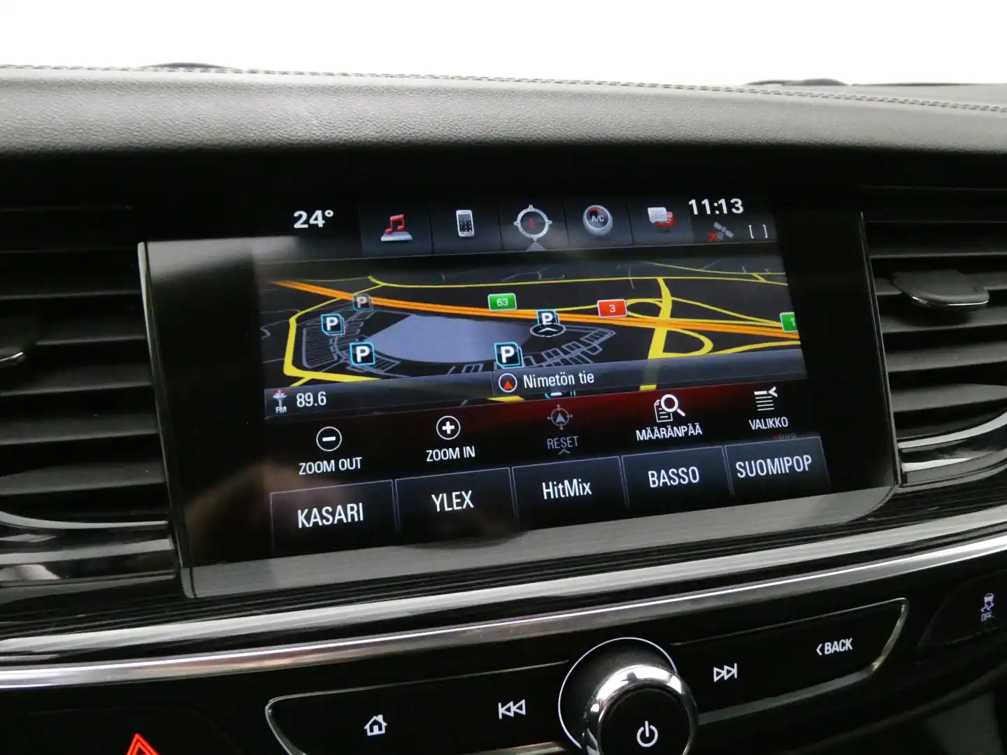 car-image