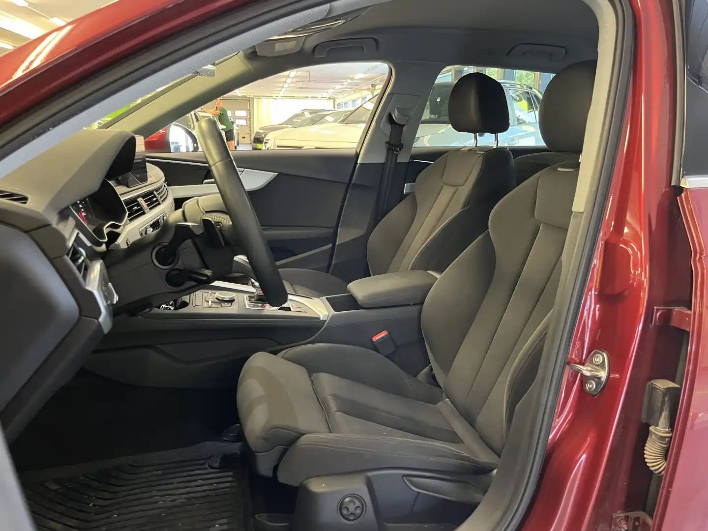 car-image