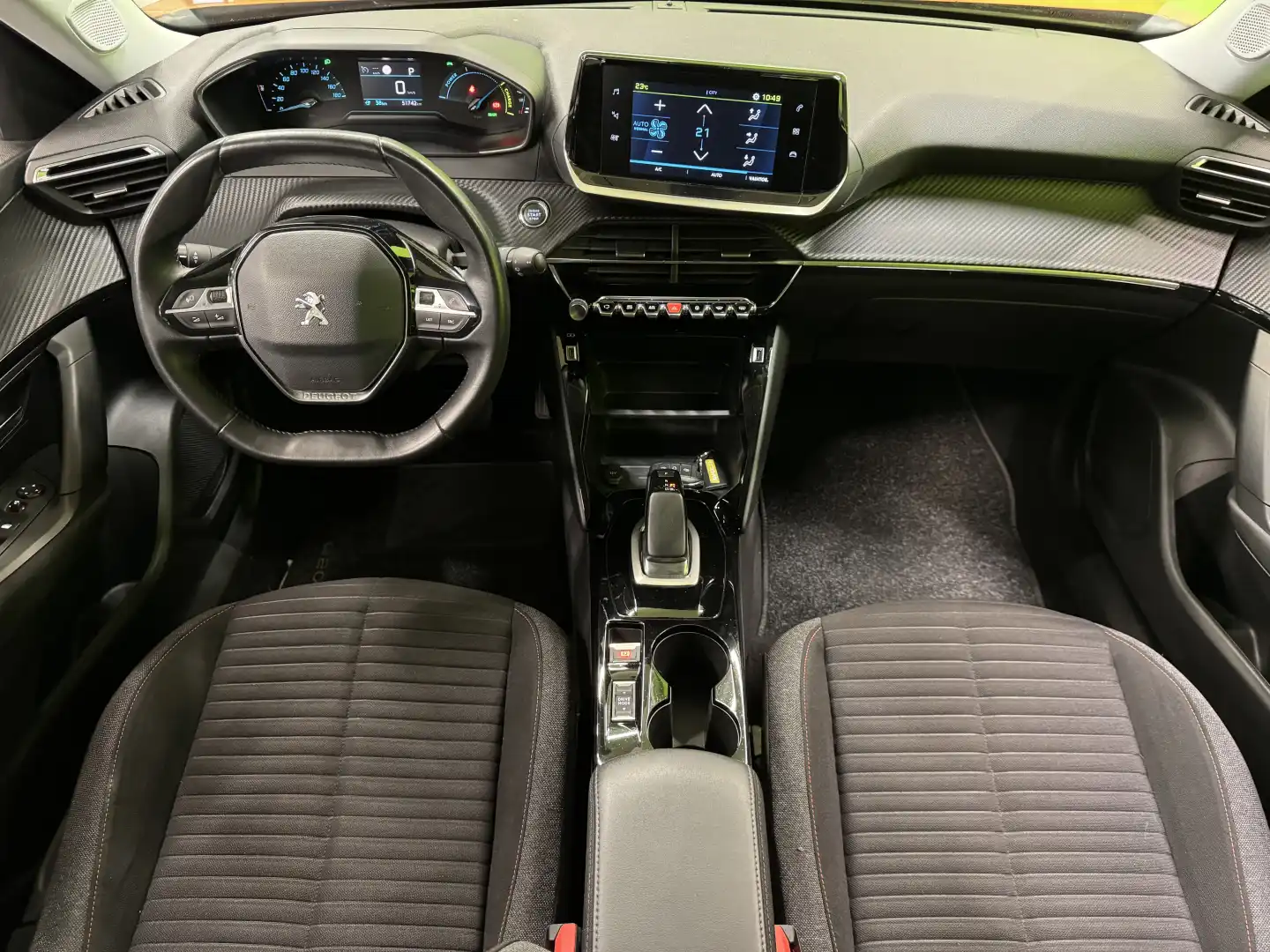 car-image