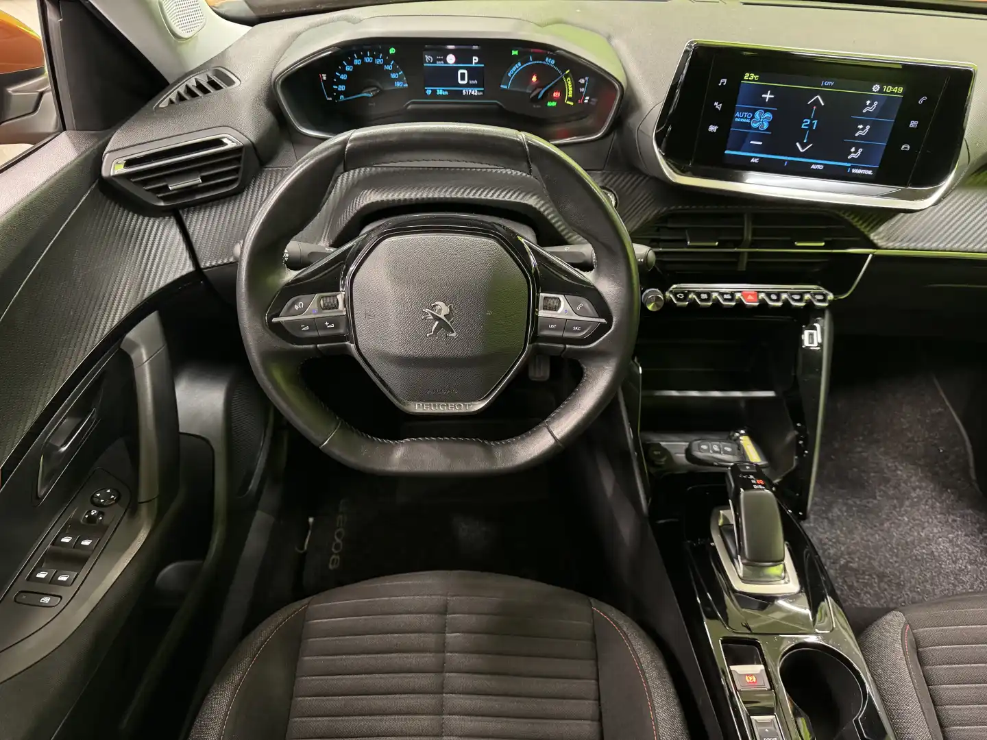 car-image