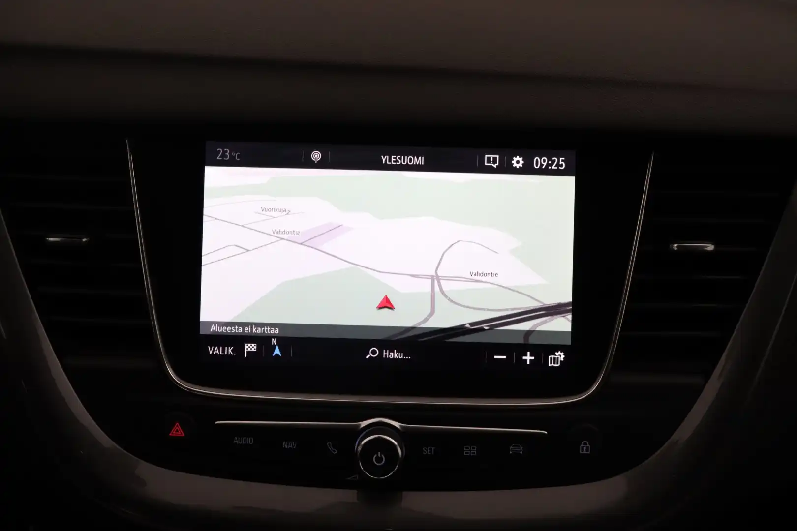 car-image