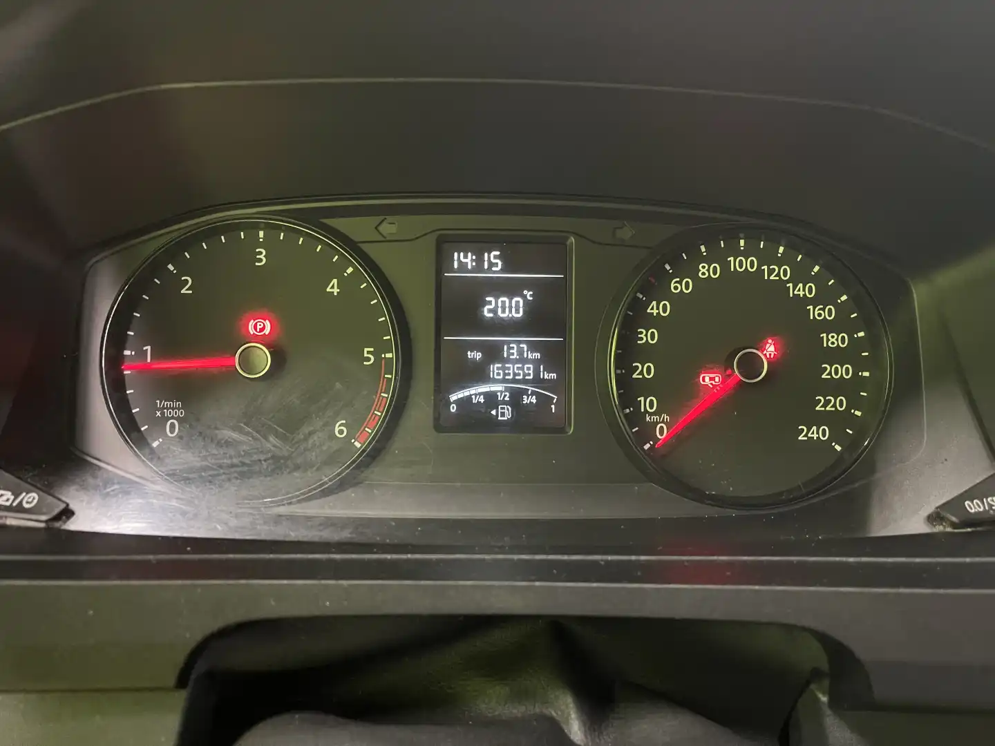 car-image