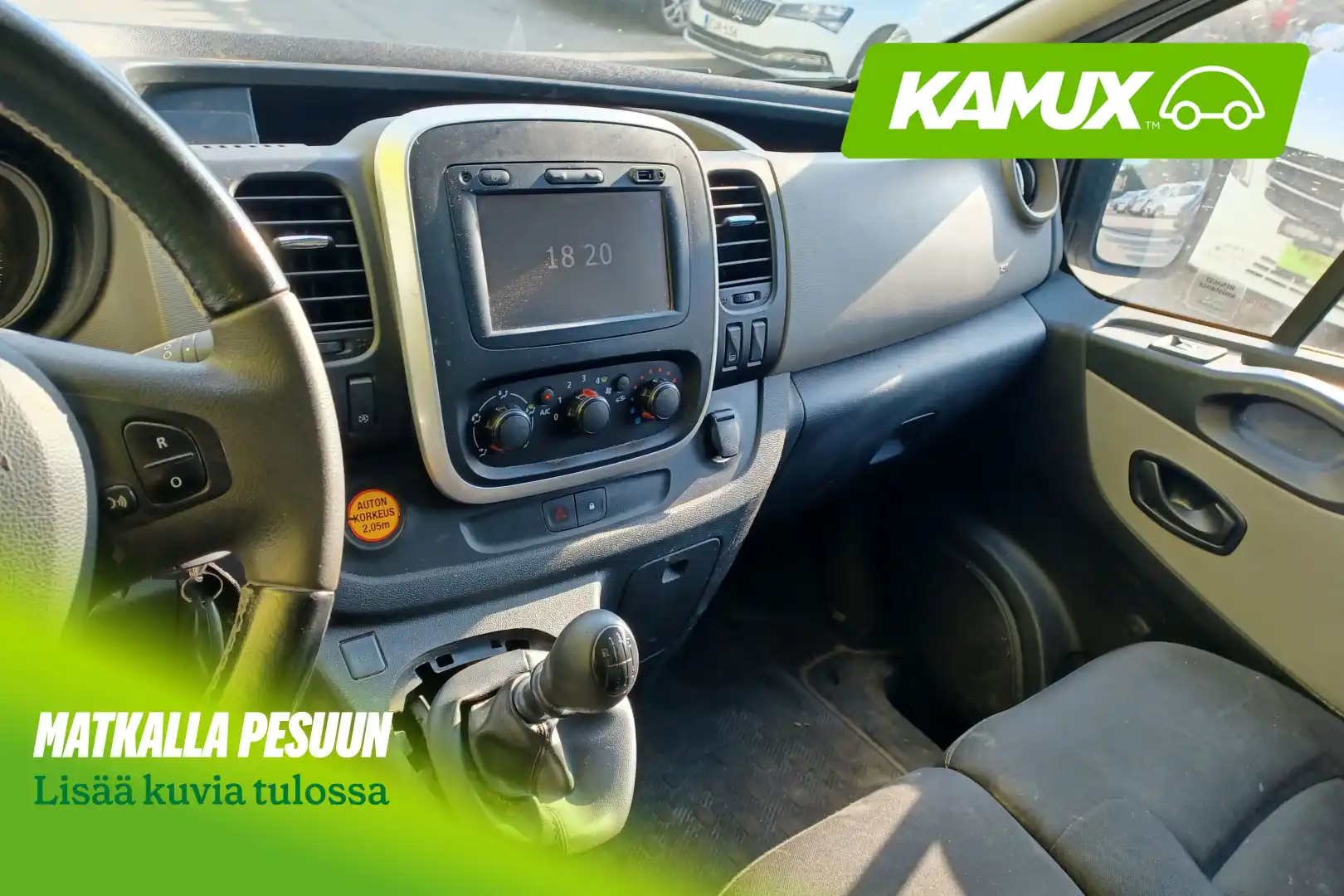 car-image