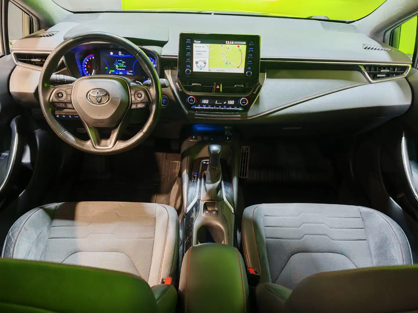 car-image