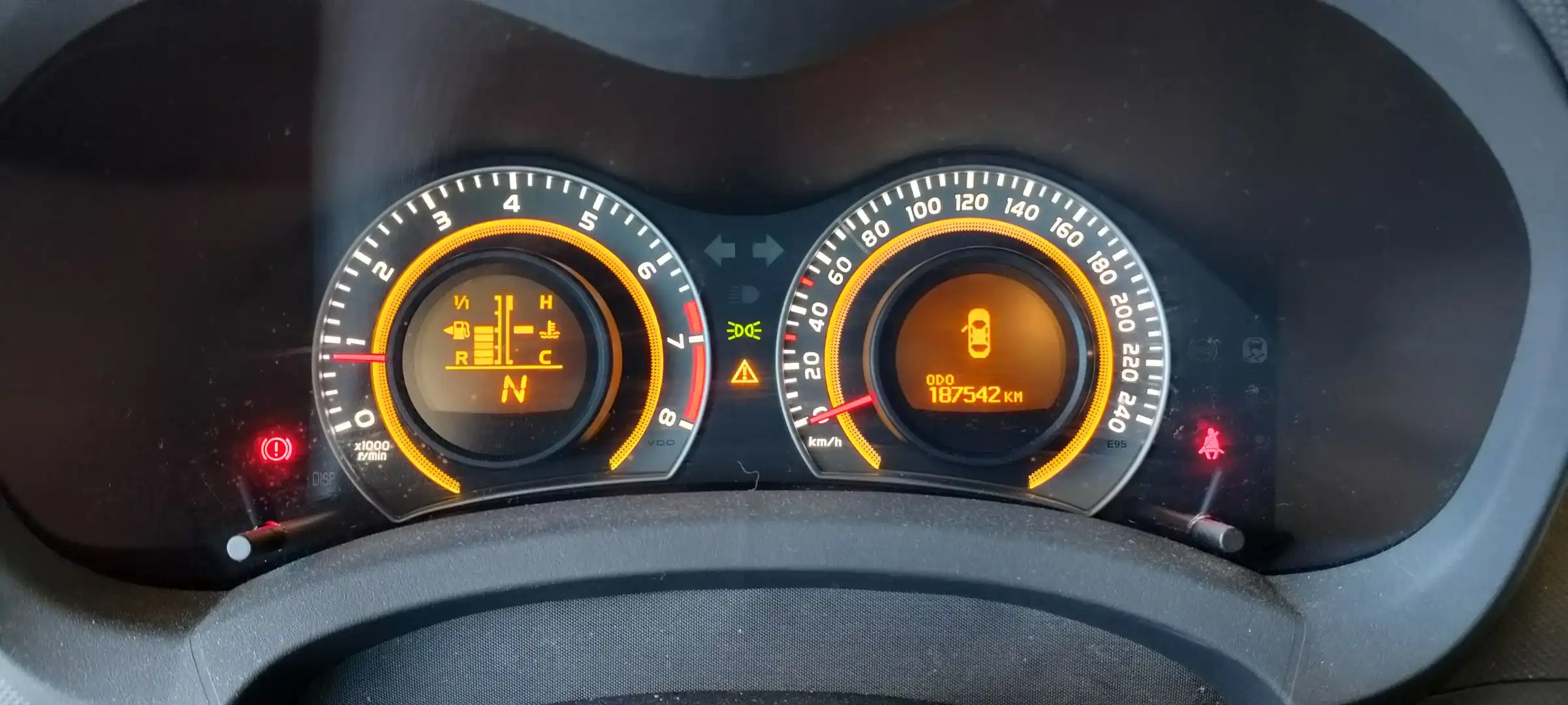 car-image