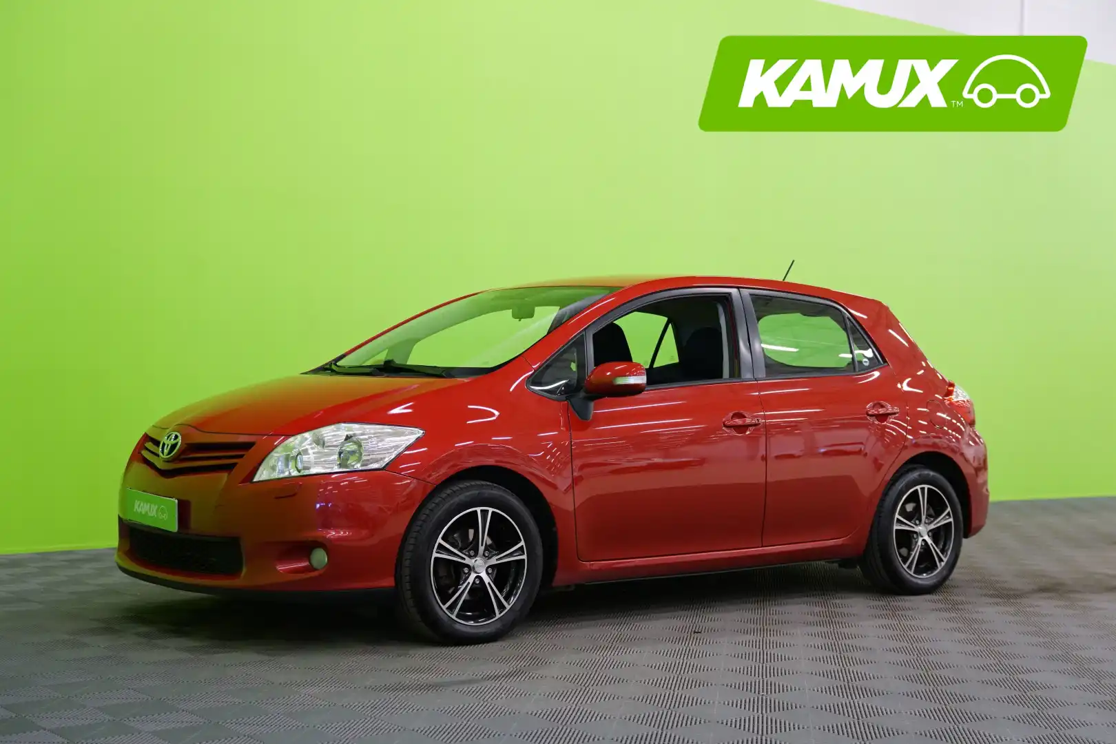 car-image