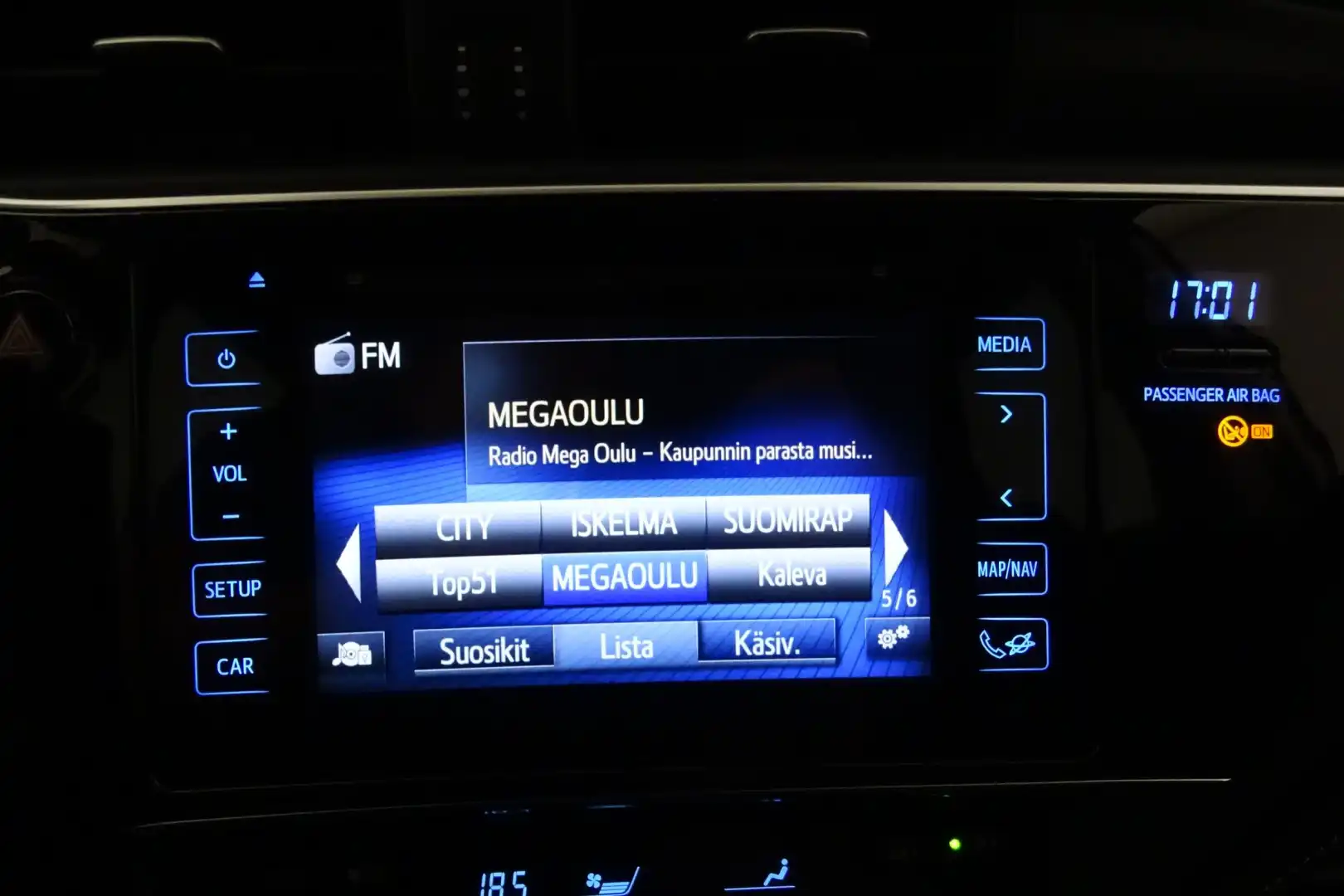 car-image