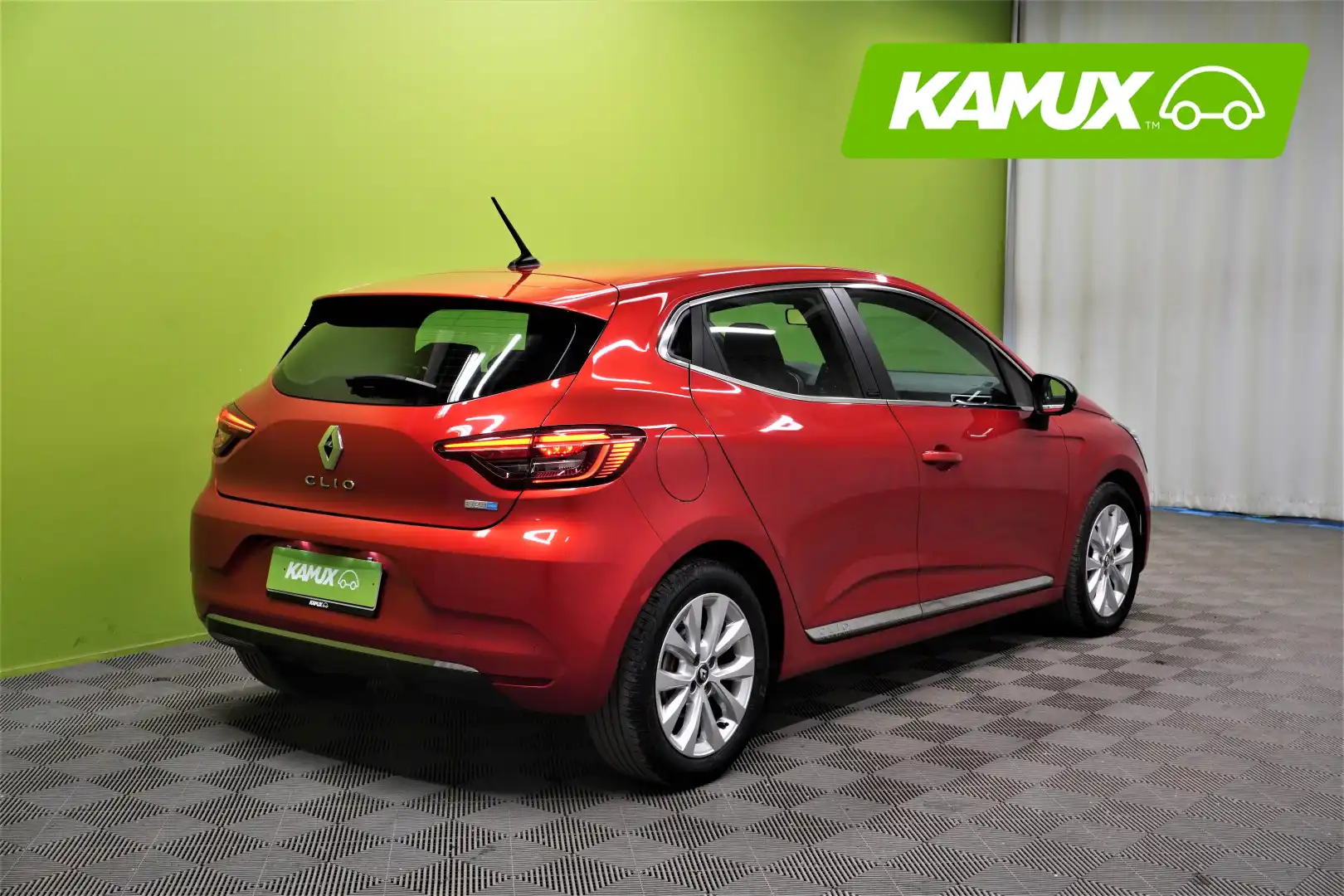 car-image