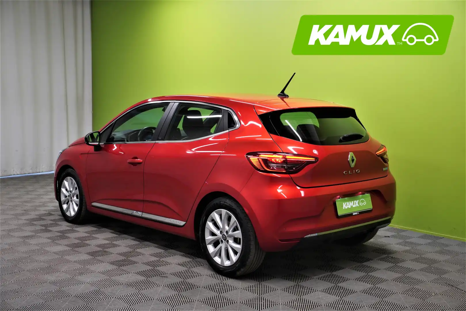 car-image