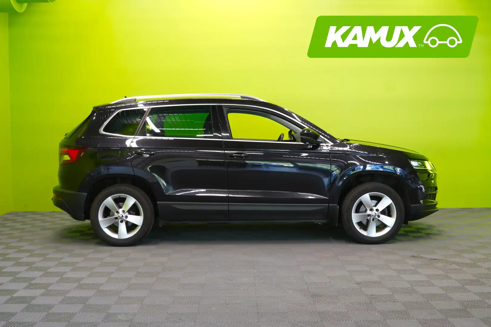 car-image