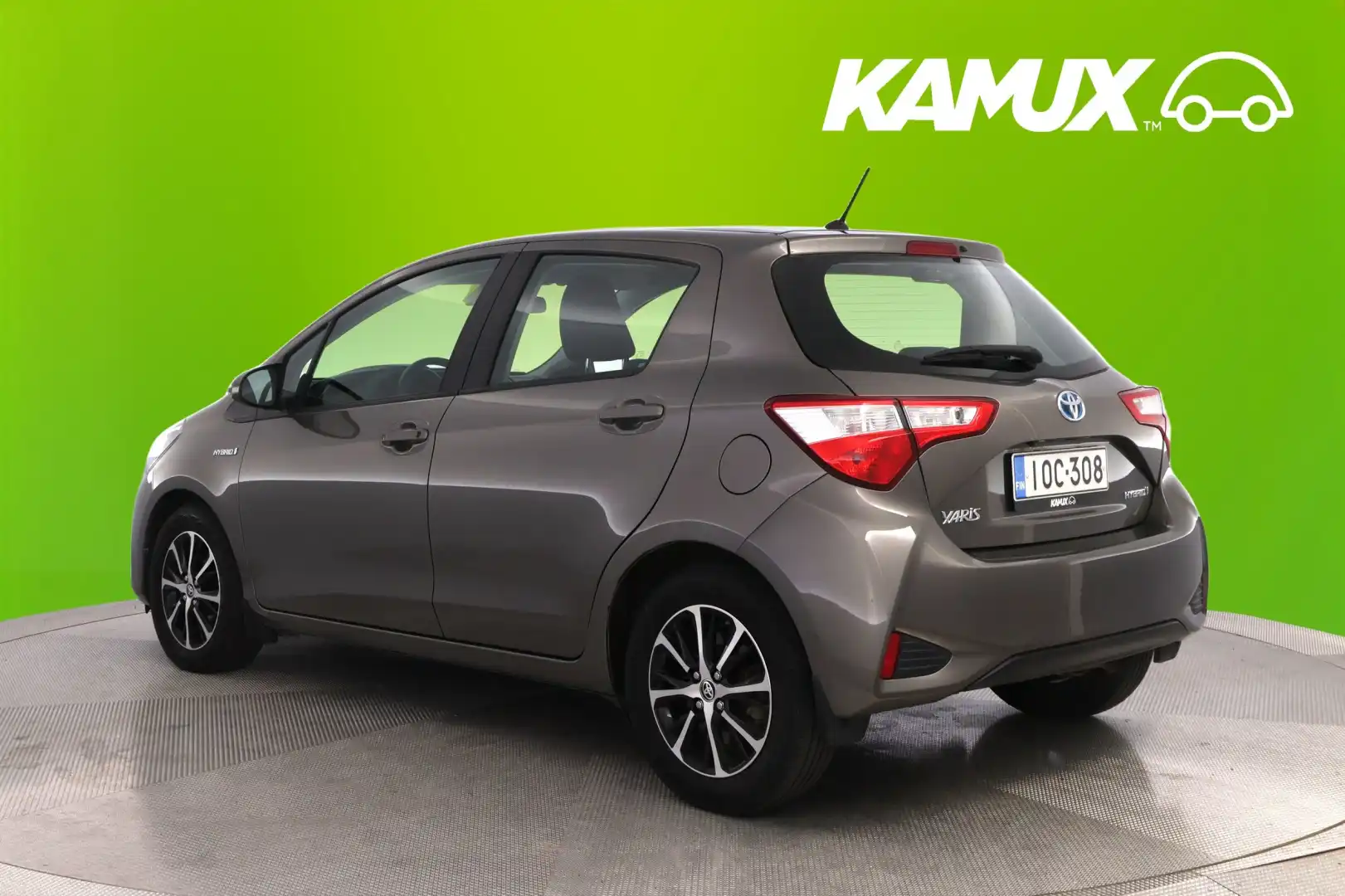 car-image