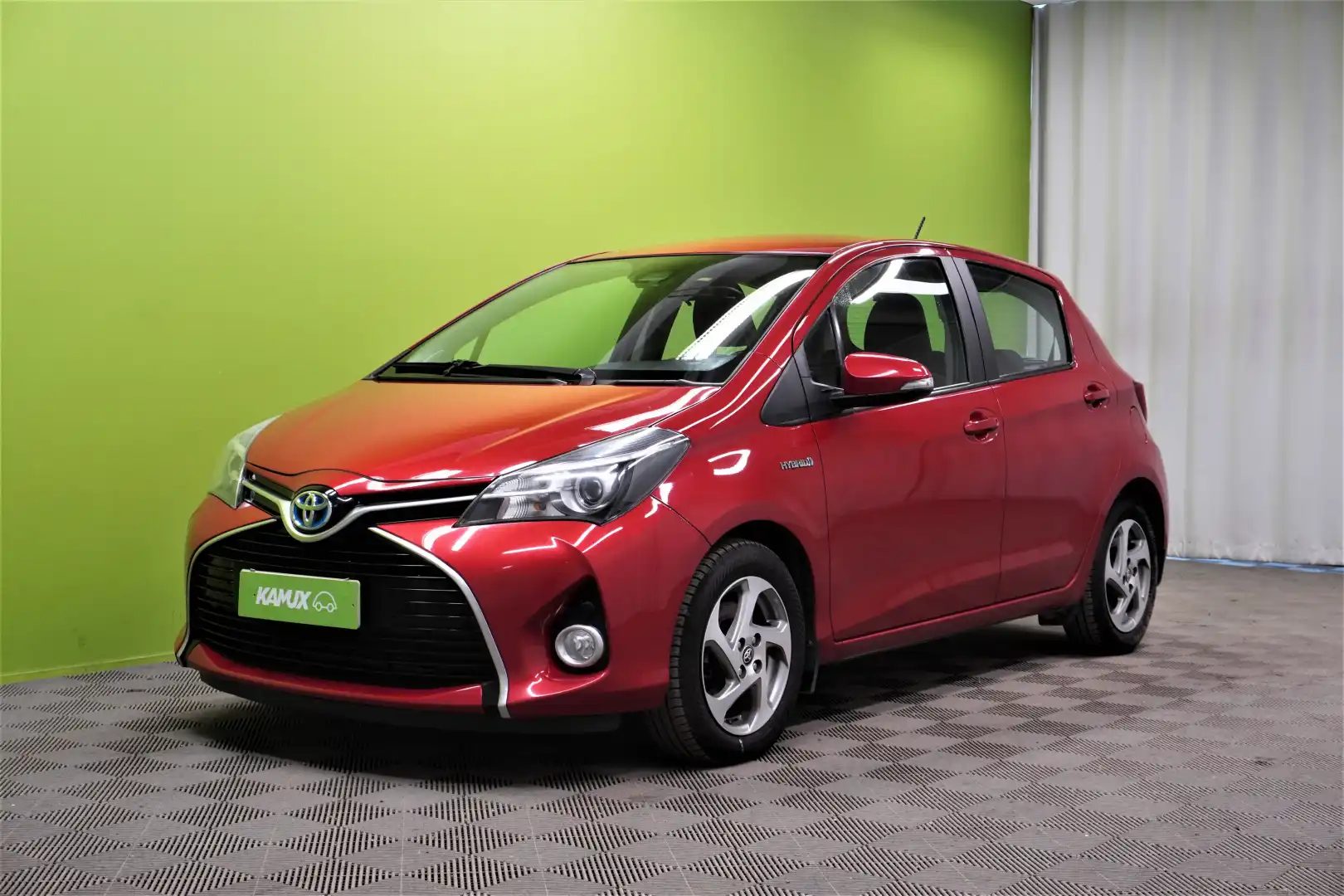 car-image