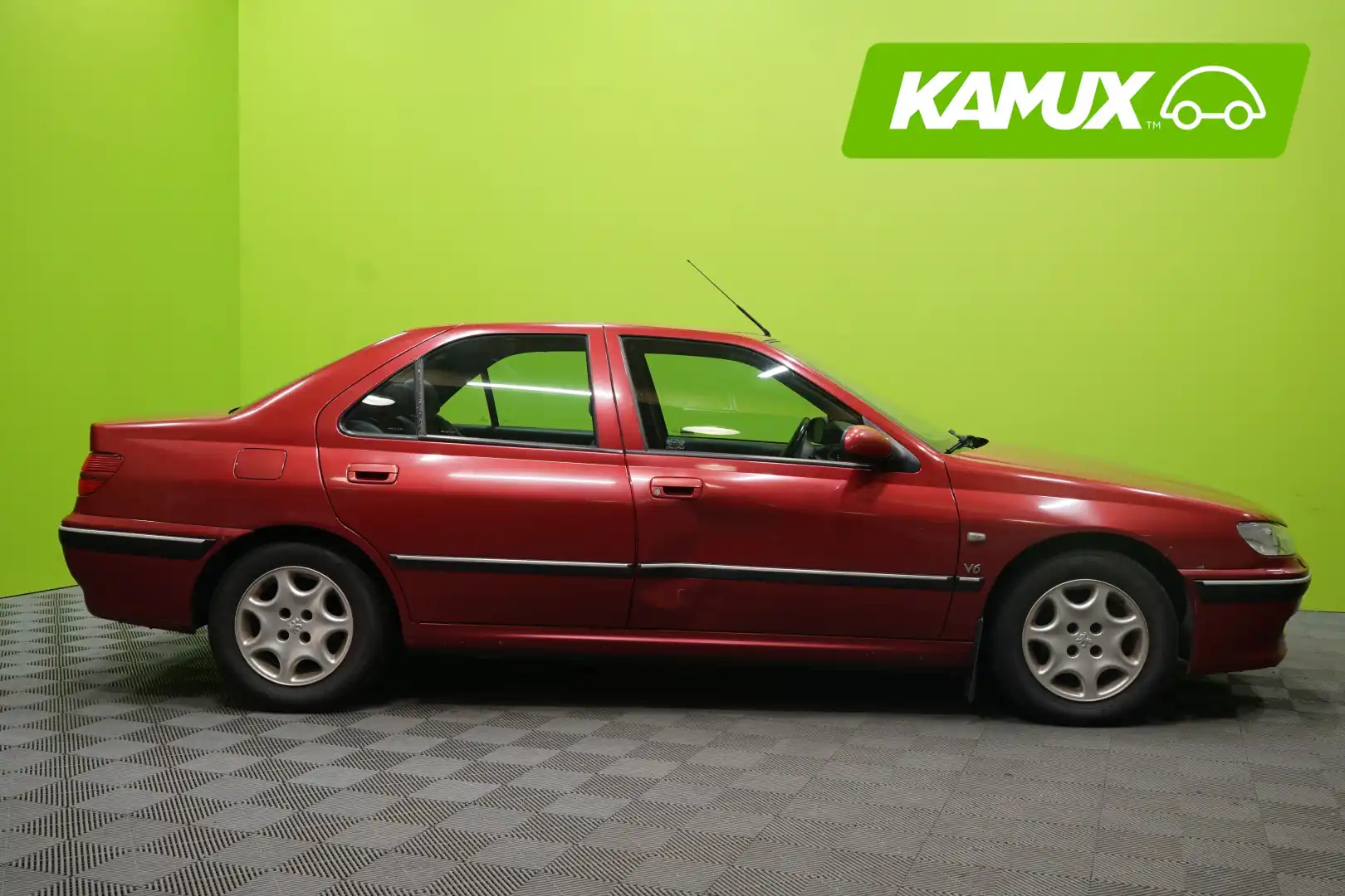 car-image