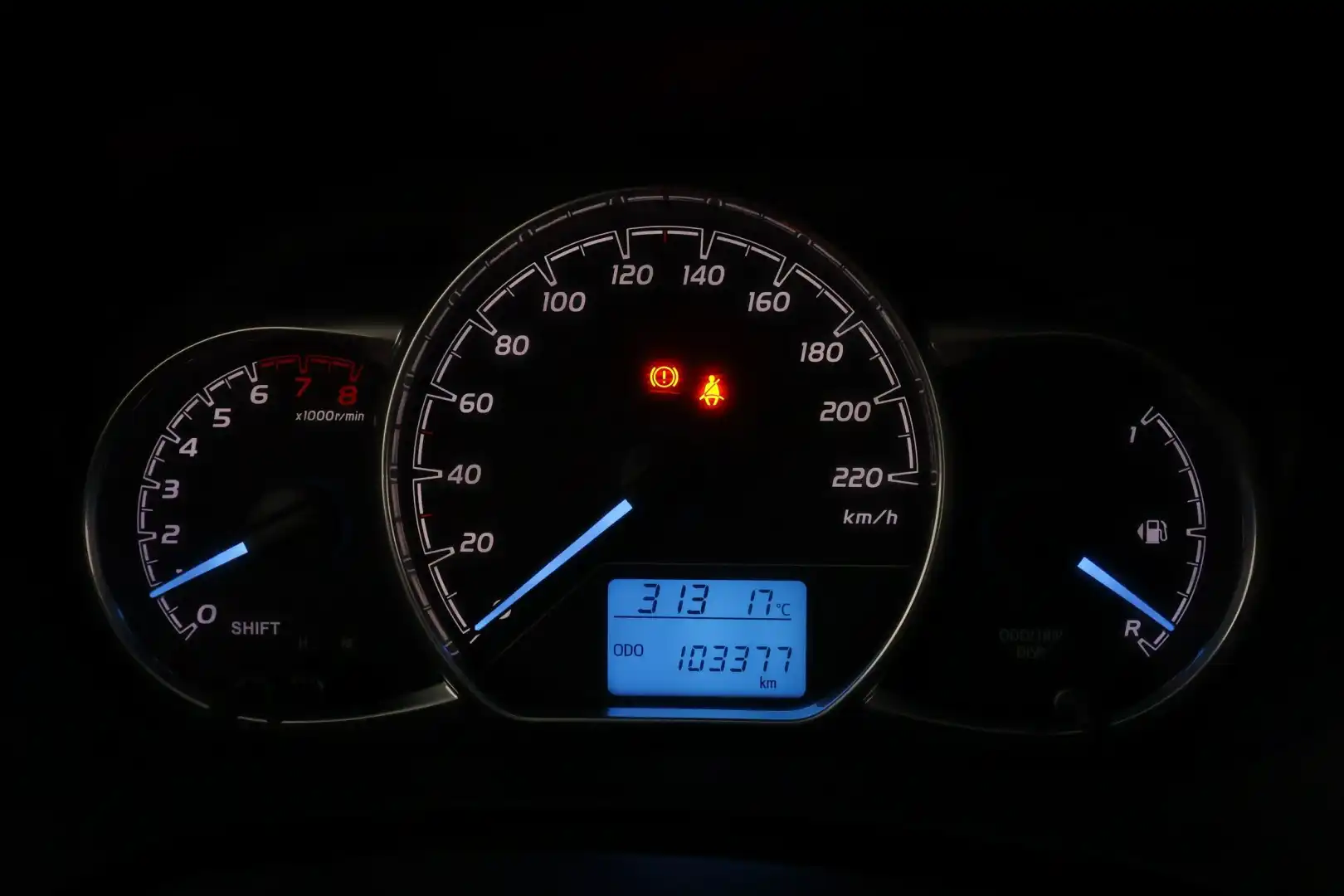 car-image